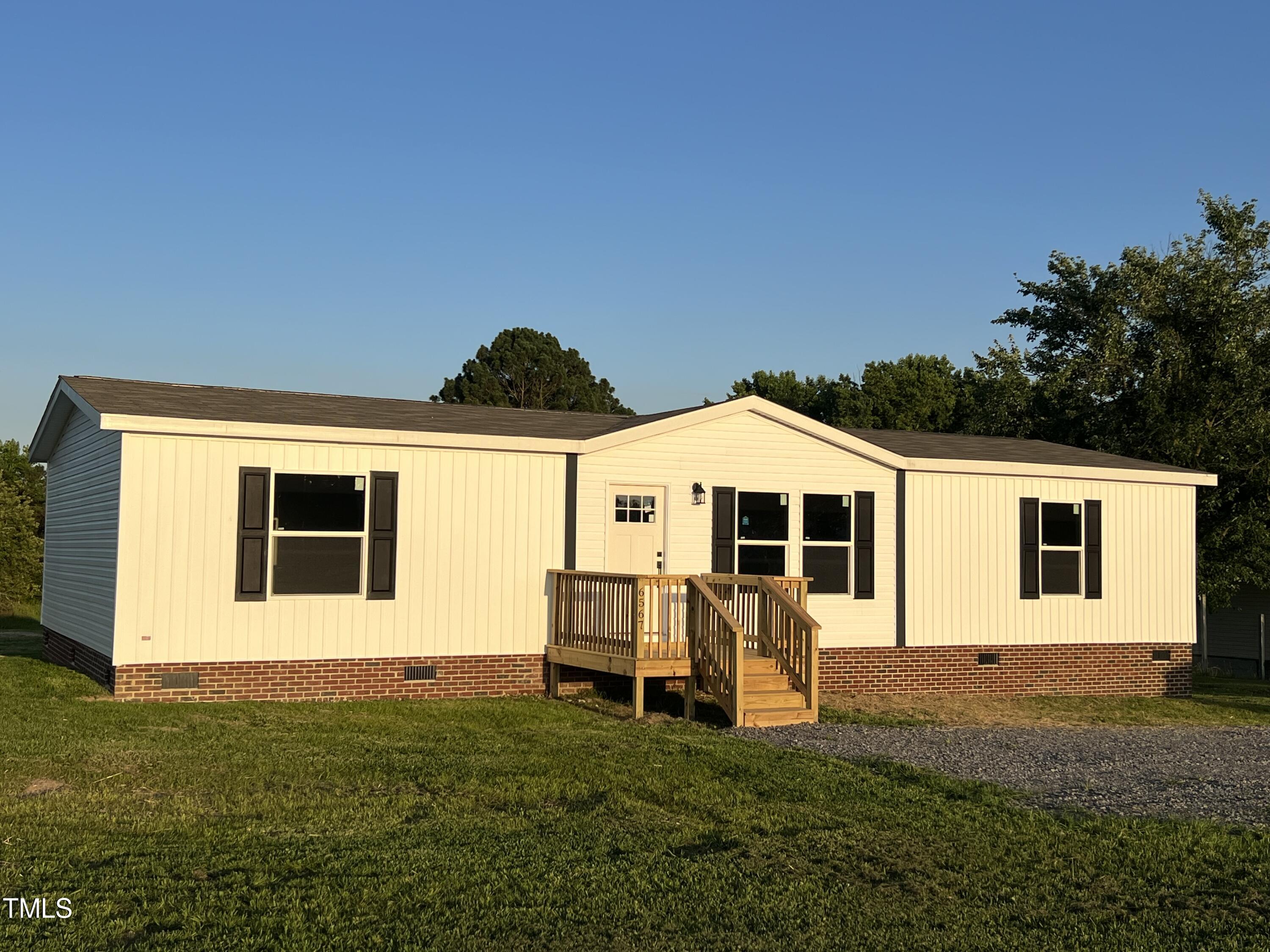 6567 Old Jefferson Davis Highway Property Photo 1