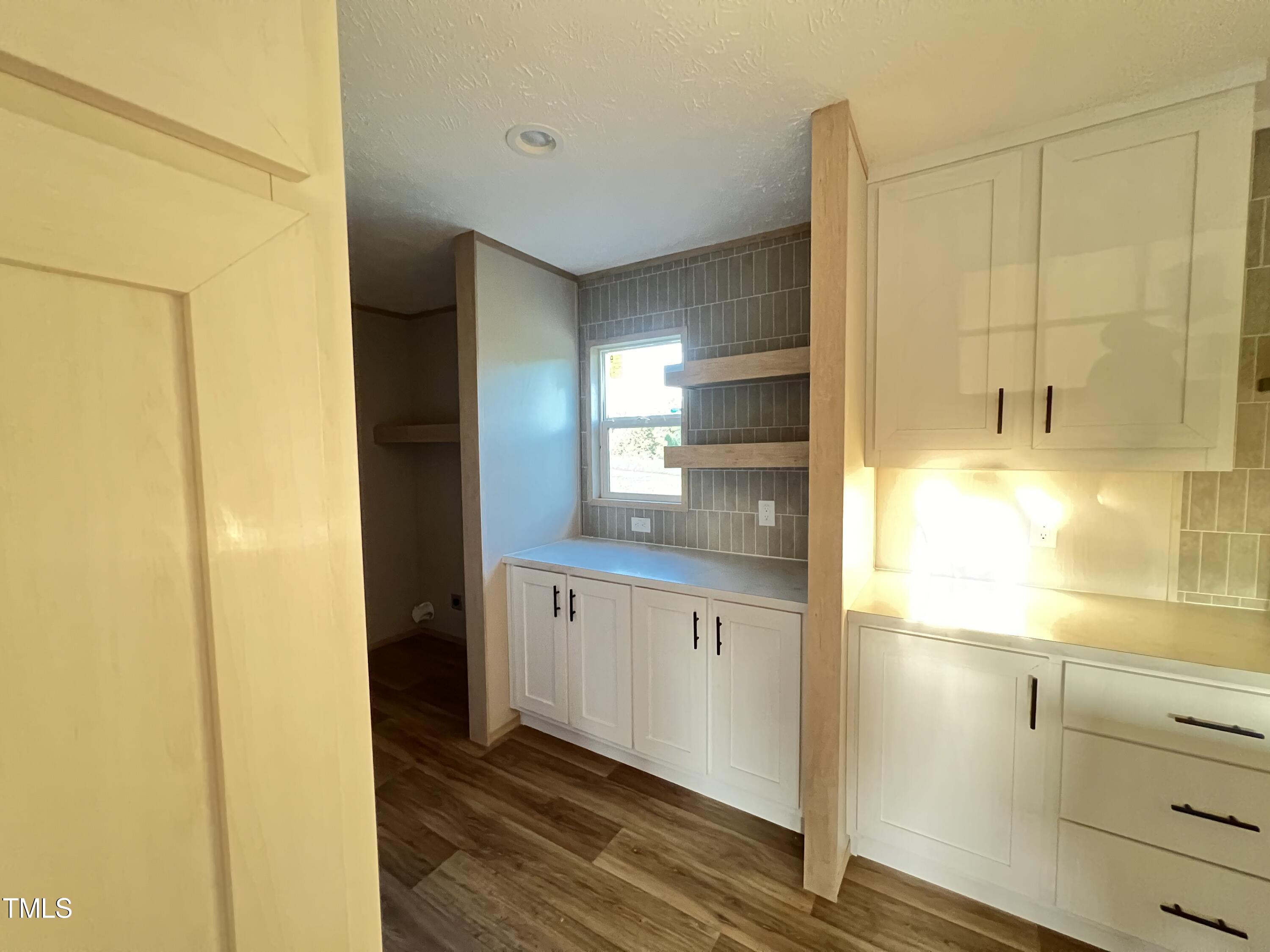 6567 Old Jefferson Davis Highway Property Photo 8