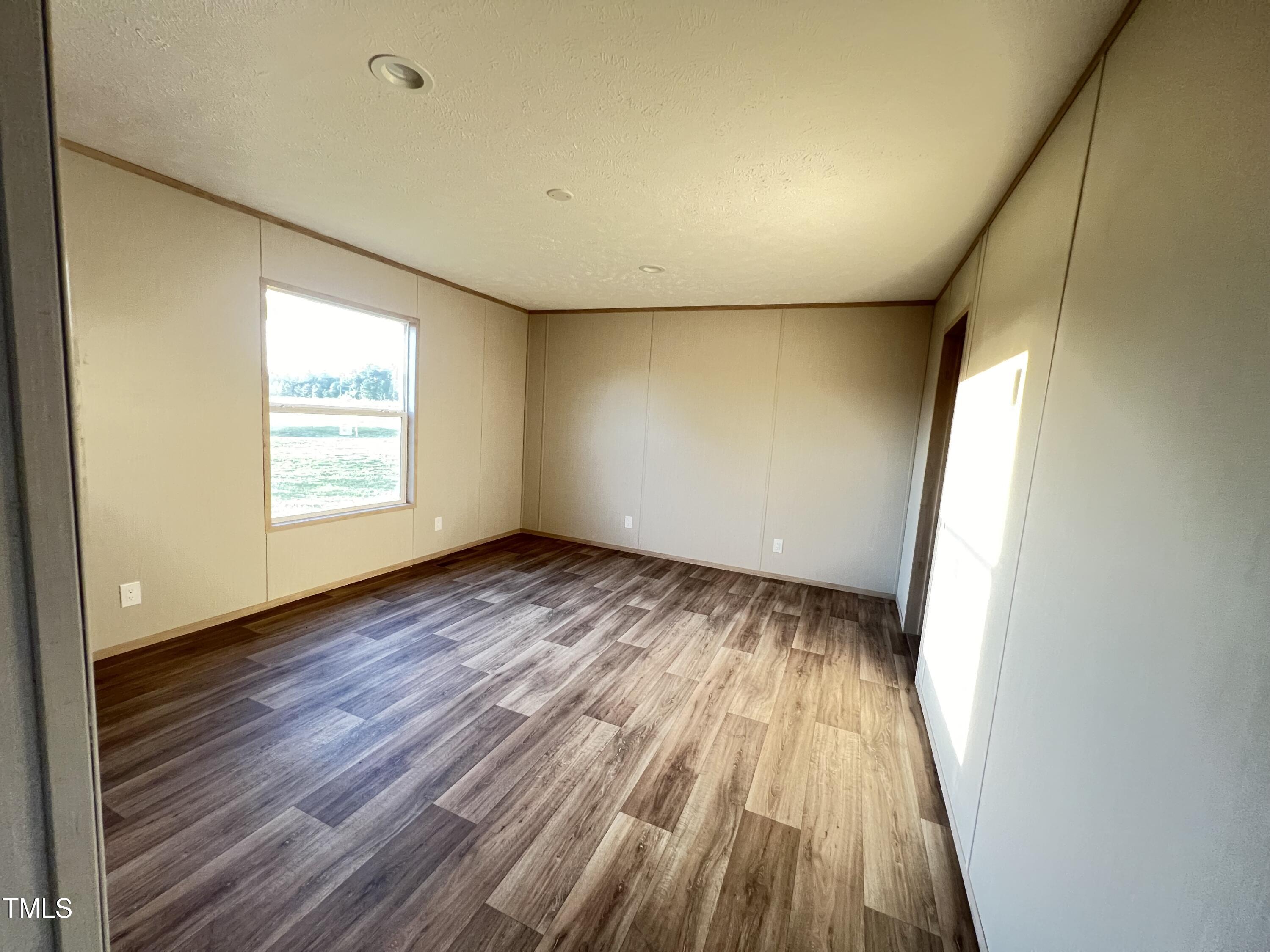 6567 Old Jefferson Davis Highway Property Photo 9