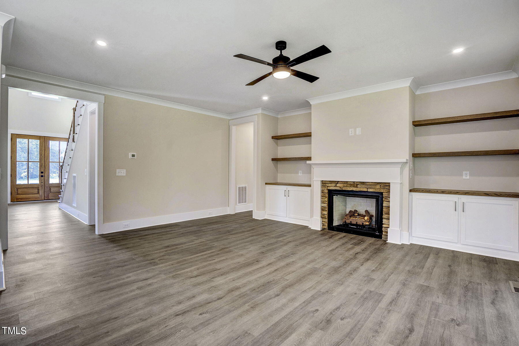 112 Lambert Lane Property Photo 17