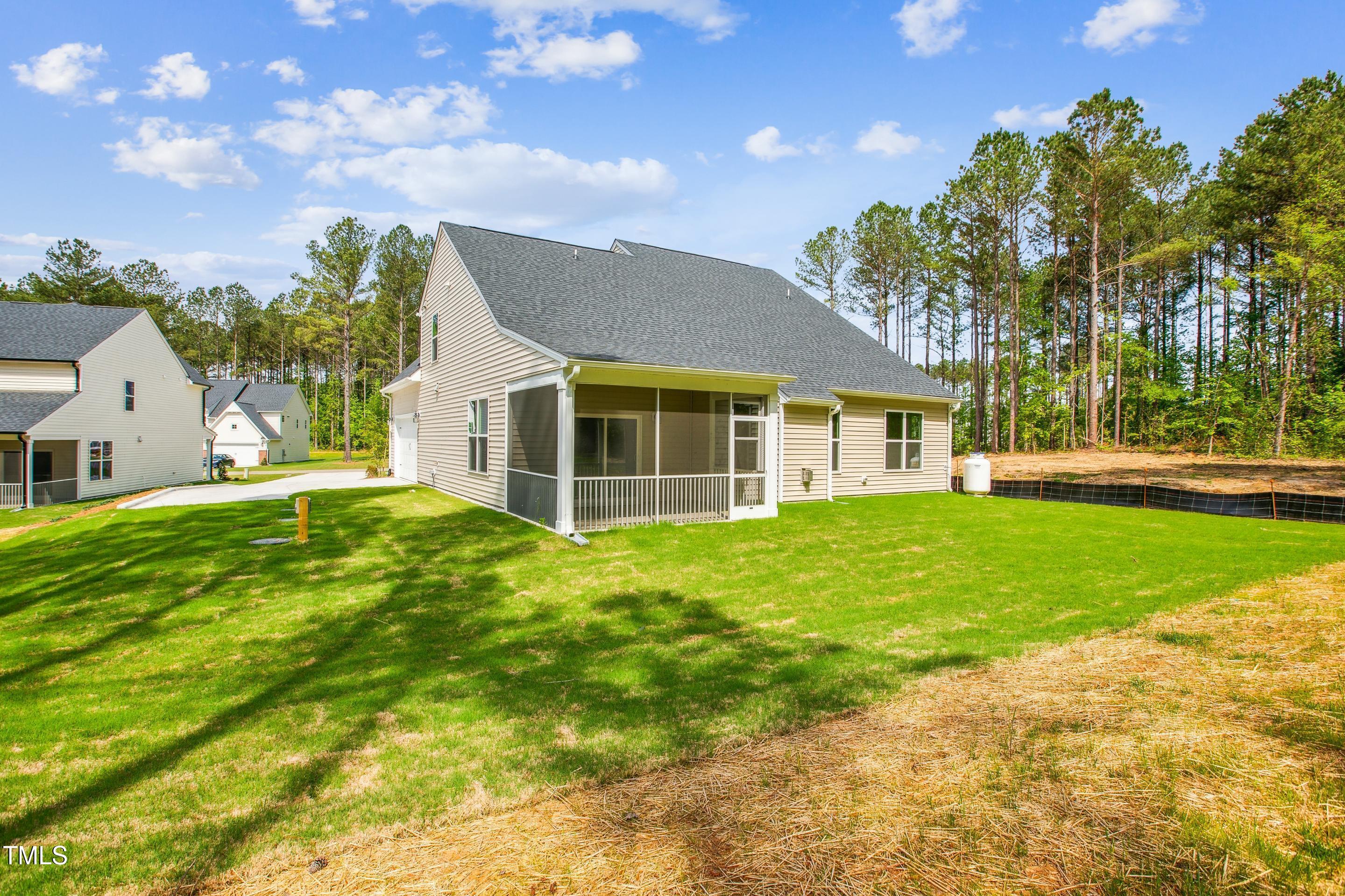 73 Artic Circle Property Photo 3