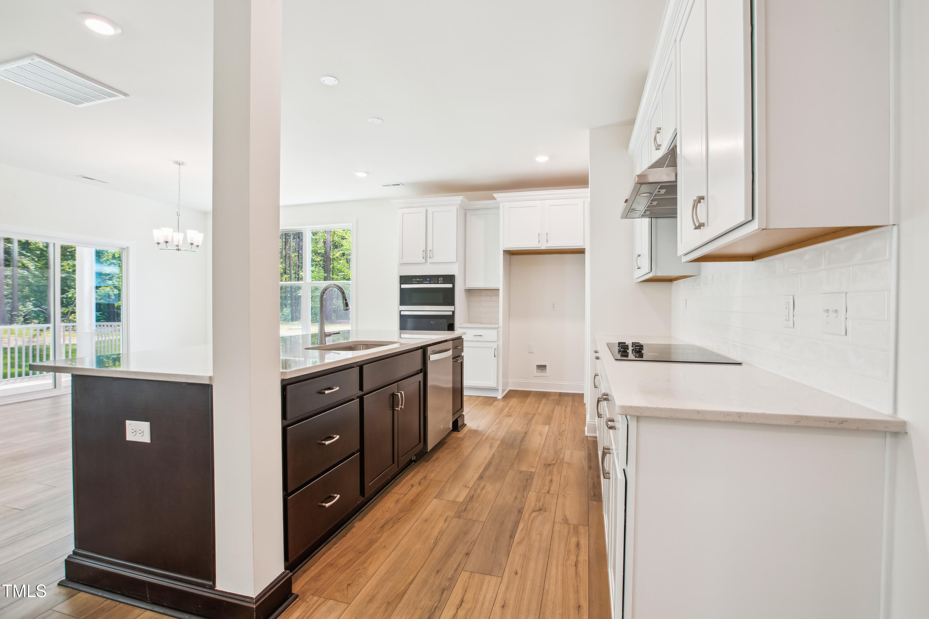 73 Artic Circle Property Photo 7