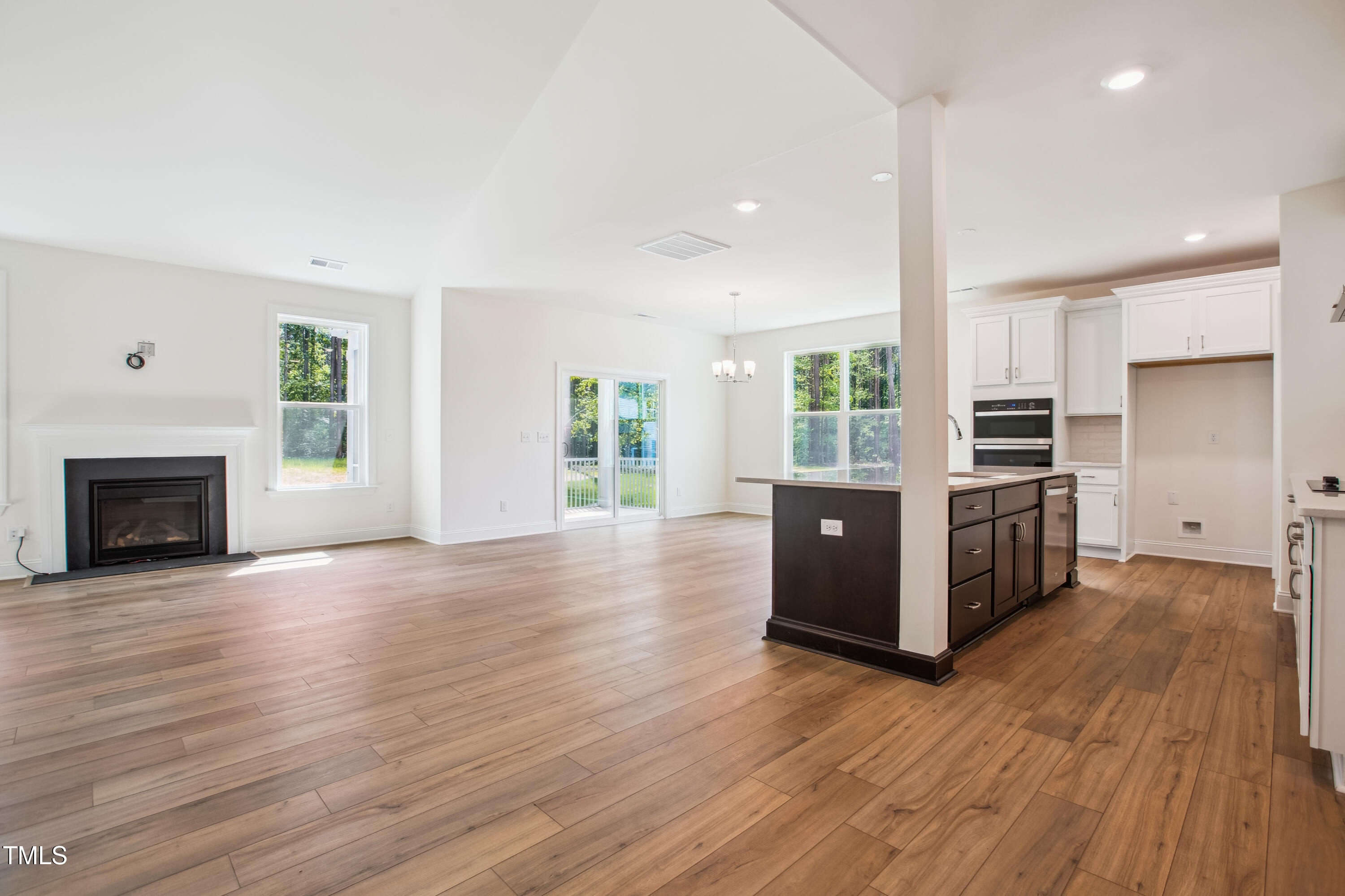 73 Artic Circle Property Photo 9