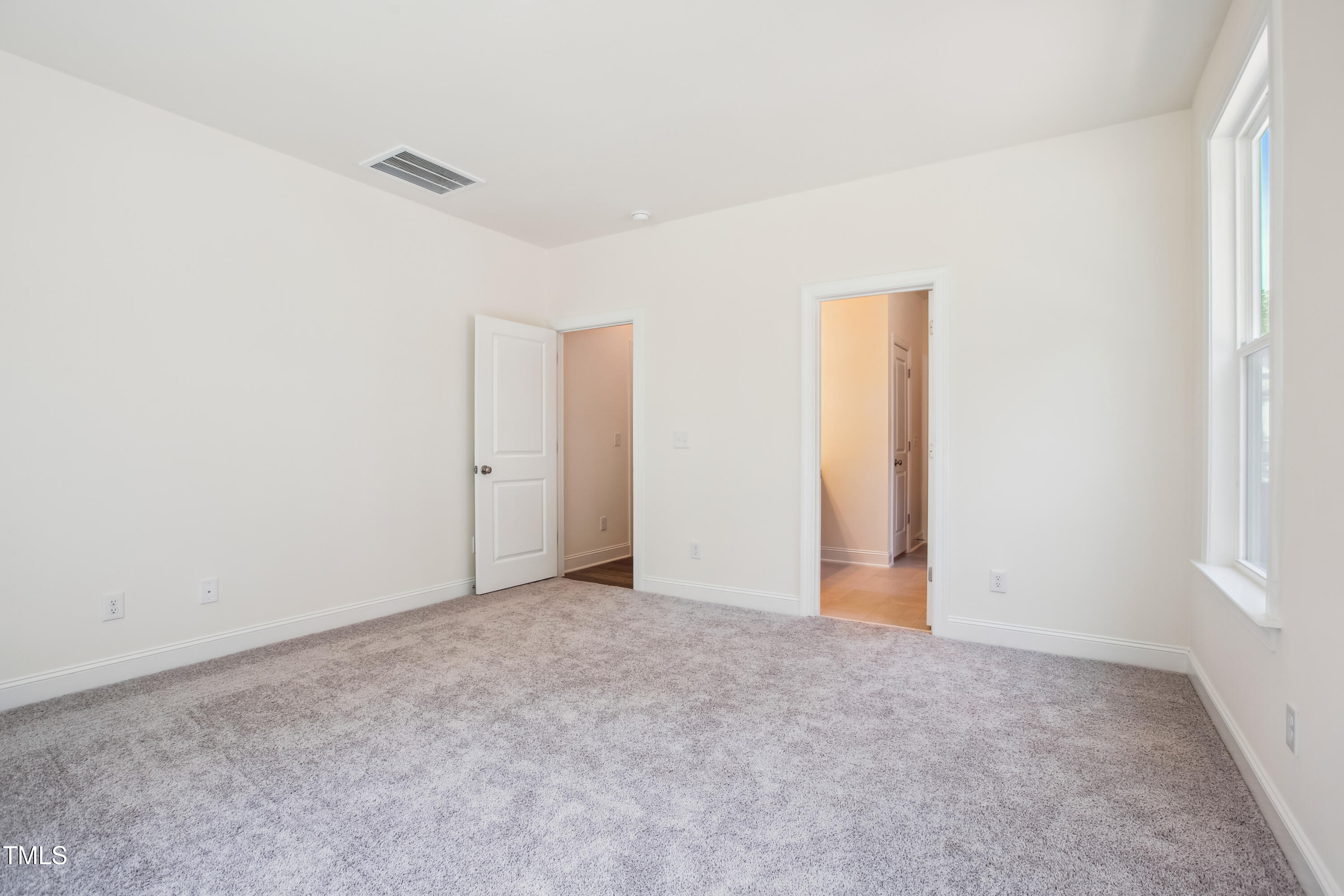 73 Artic Circle Property Photo 16