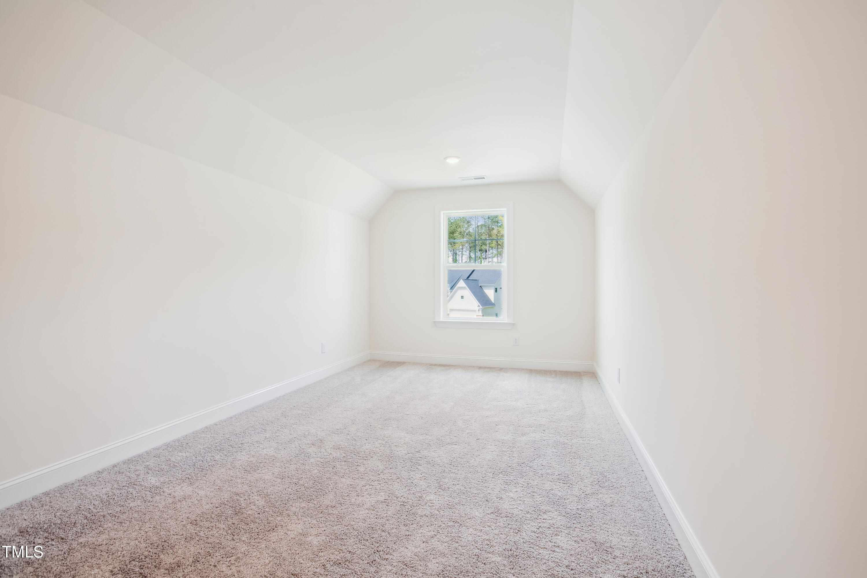 73 Artic Circle Property Photo 22