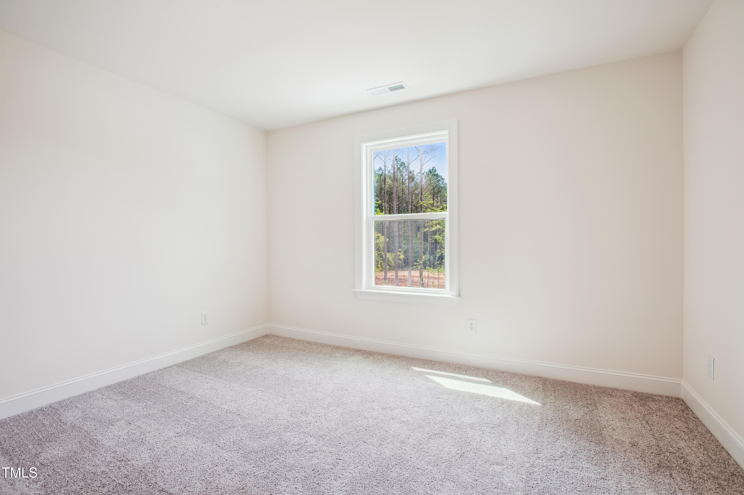 73 Artic Circle Property Photo 35