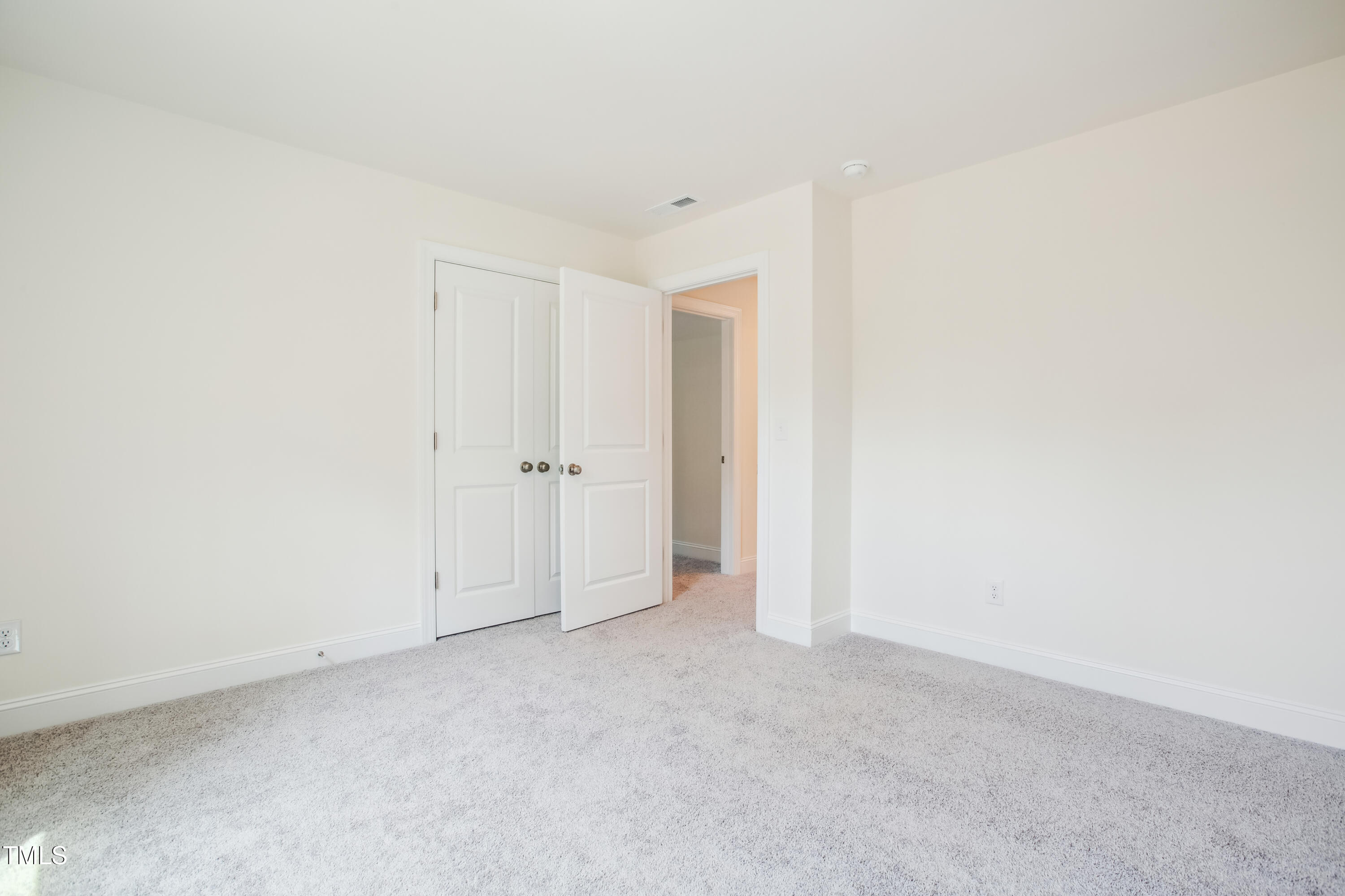73 Artic Circle Property Photo 36