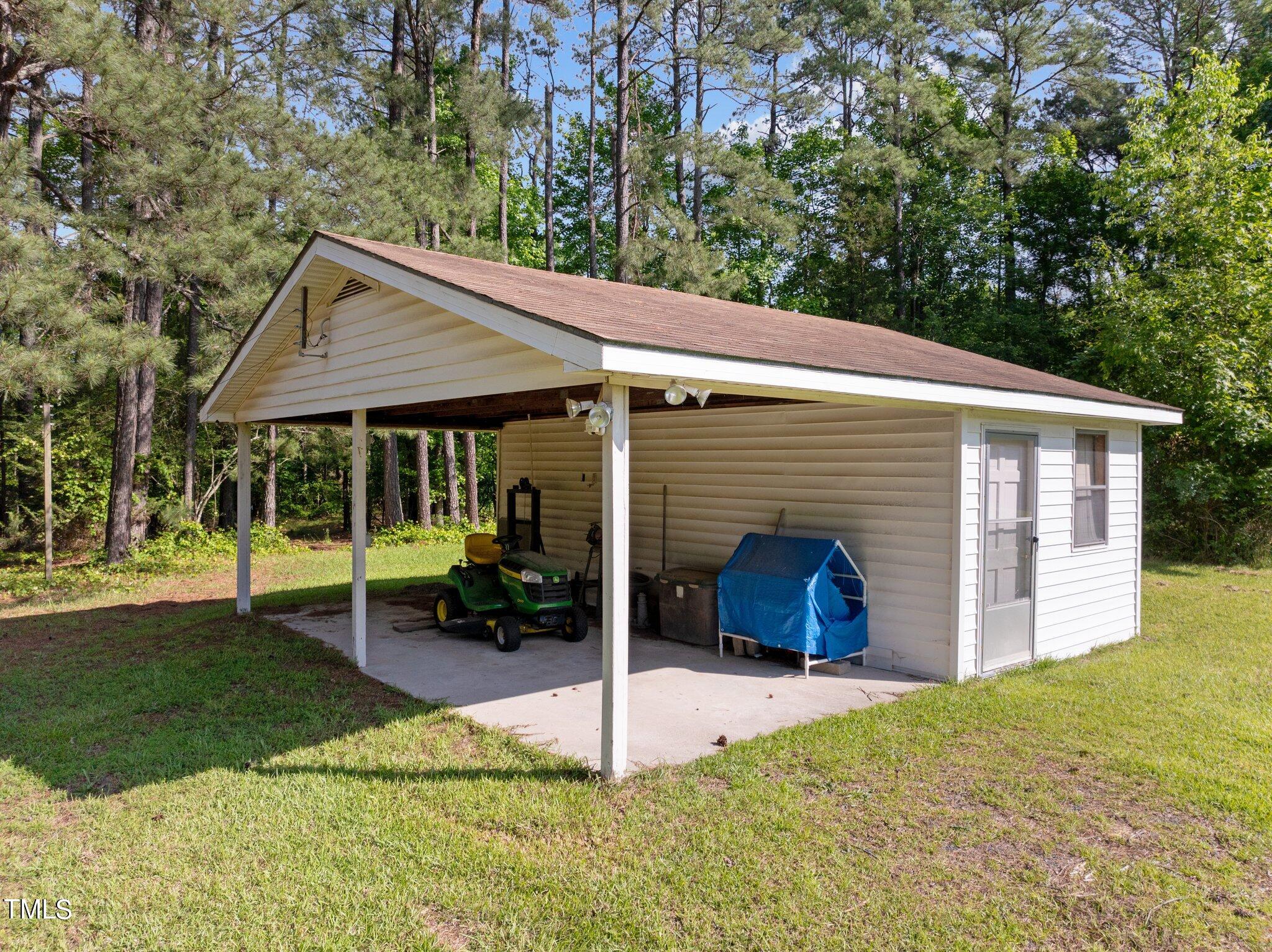 3721 Brightwood Lane Property Photo 3