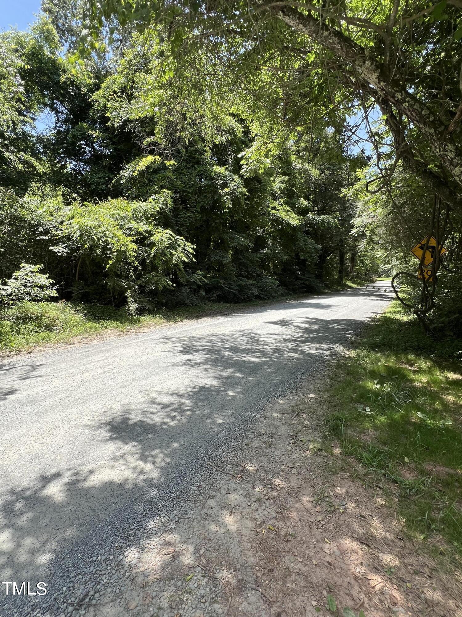2201 Moorefields Rd Property Photo 4