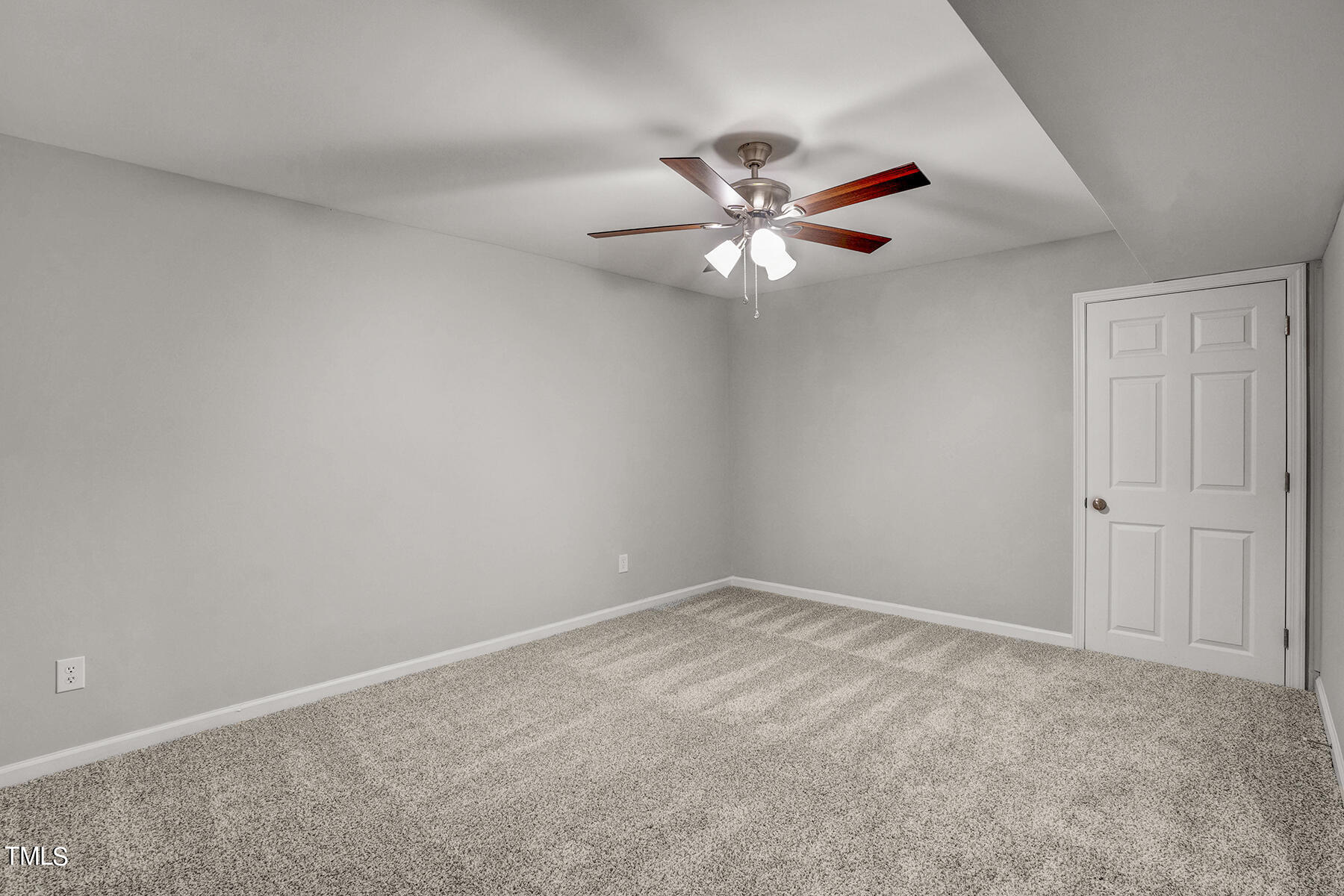 6812 Hickory Drive Property Photo 21