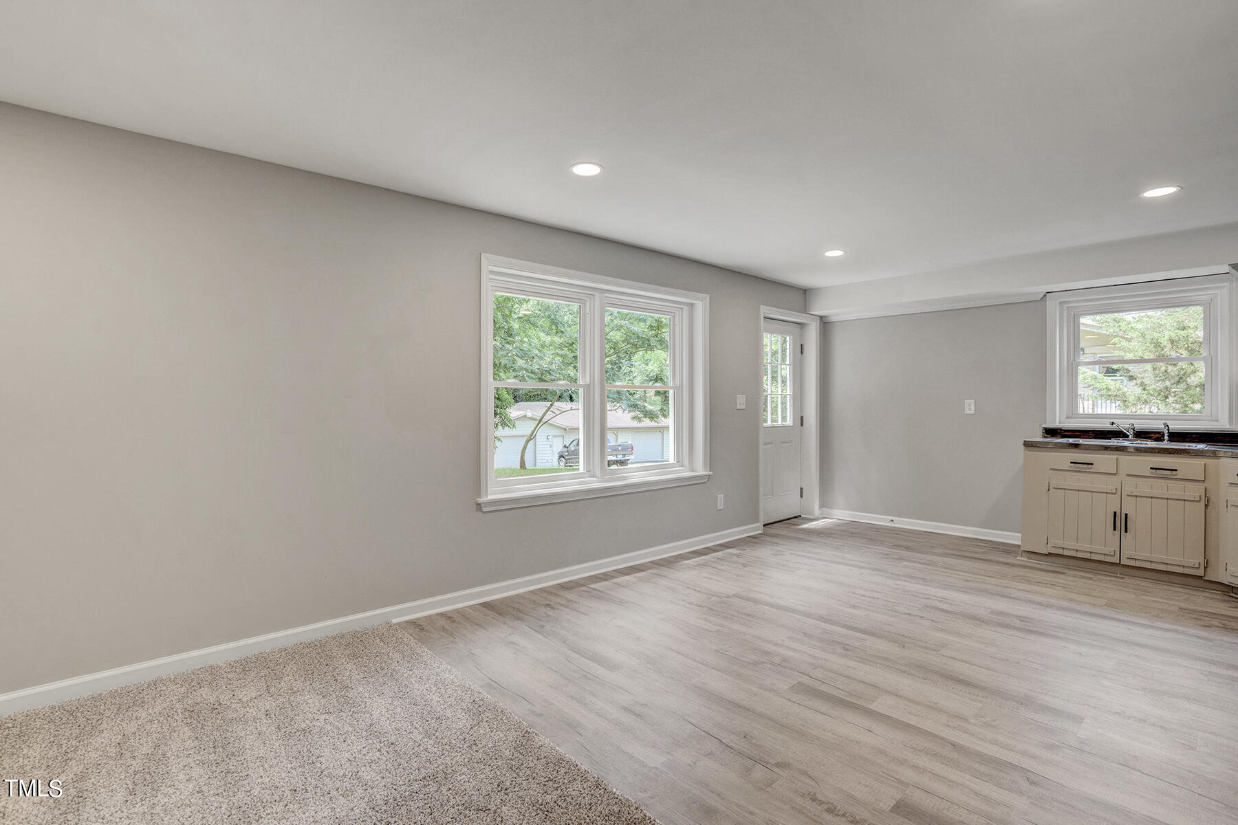 6812 Hickory Drive Property Photo 27