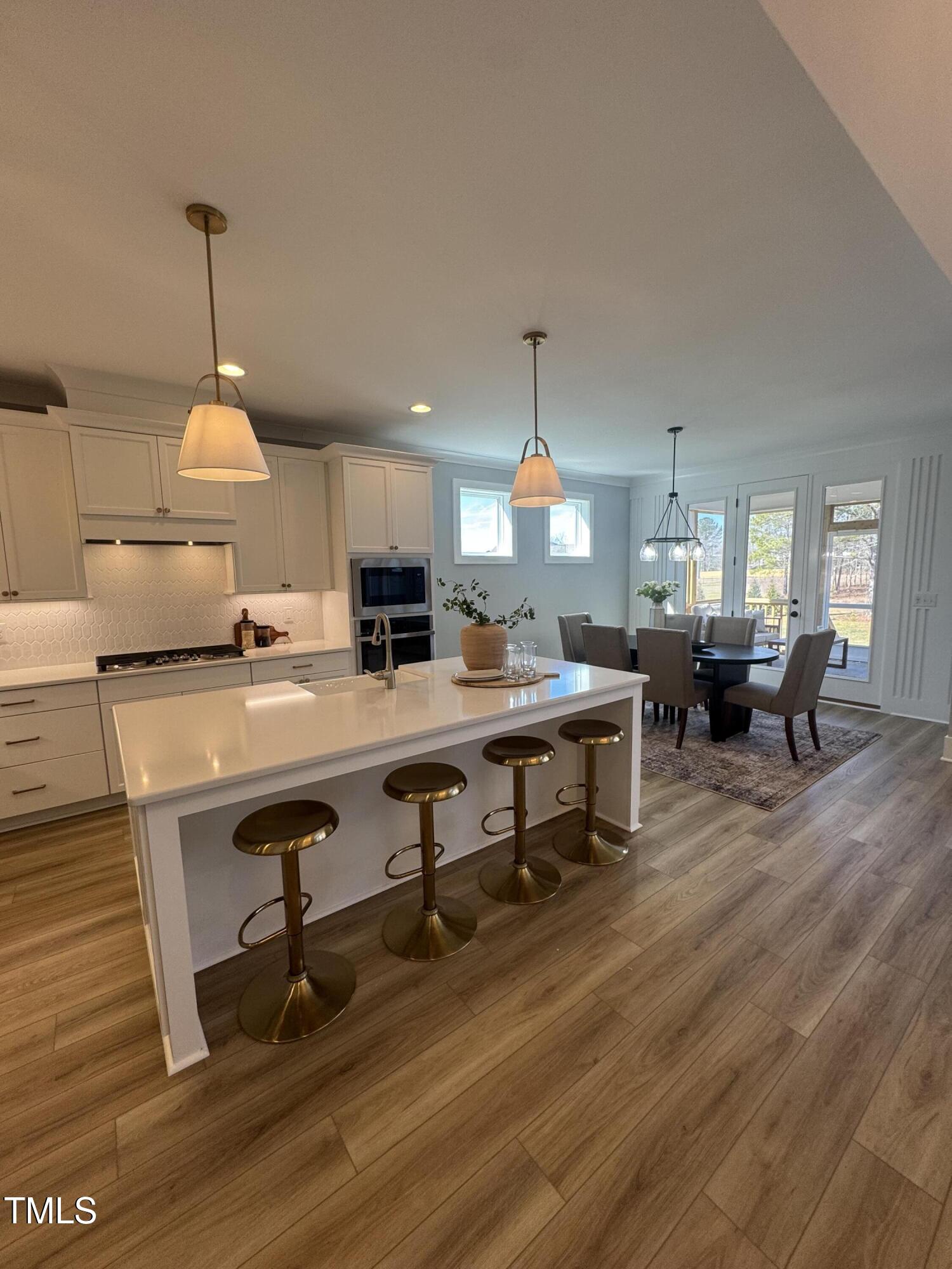 1000 Azalea Garden Circle Property Photo 9