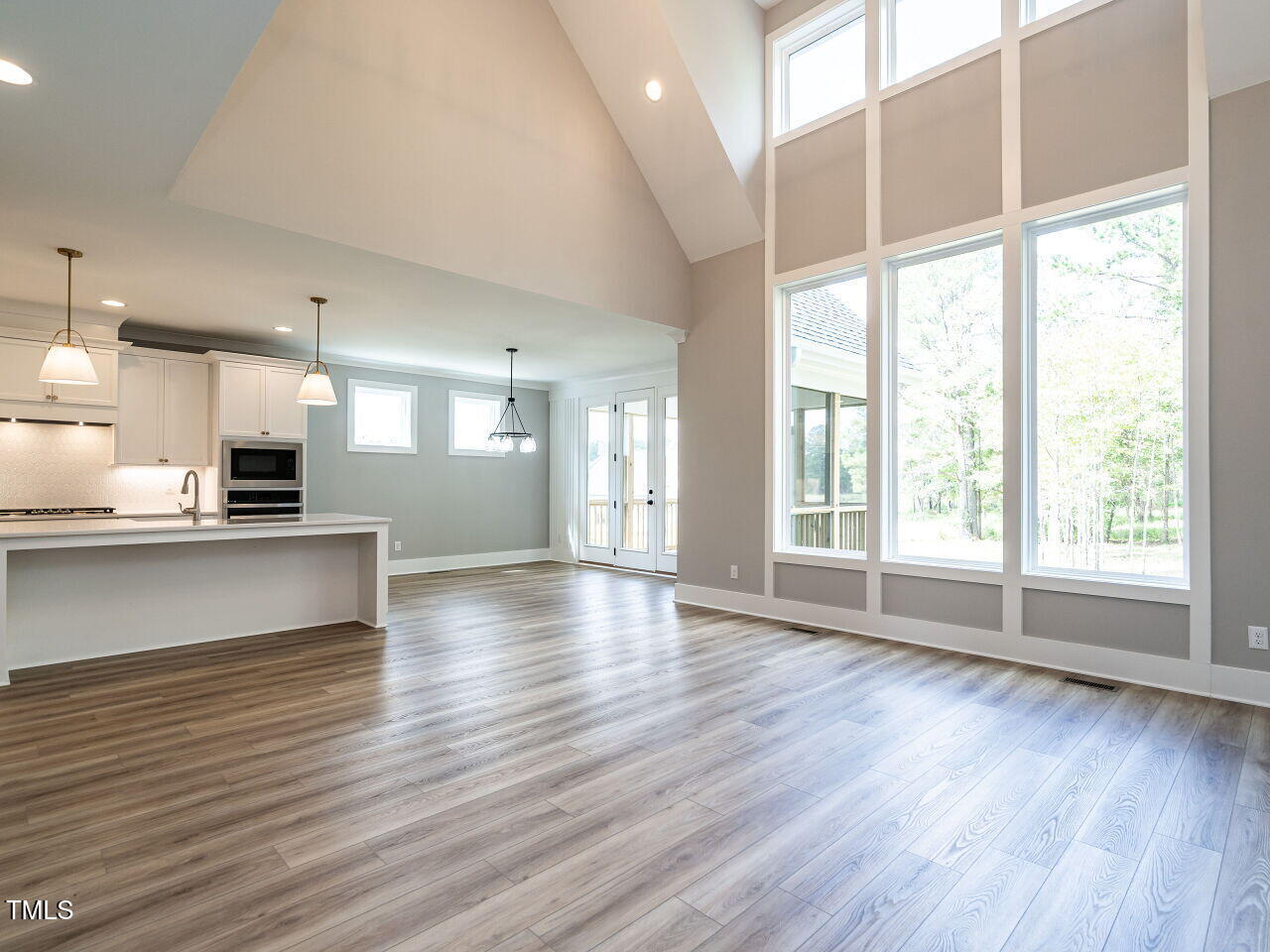 1000 Azalea Garden Circle Property Photo 14