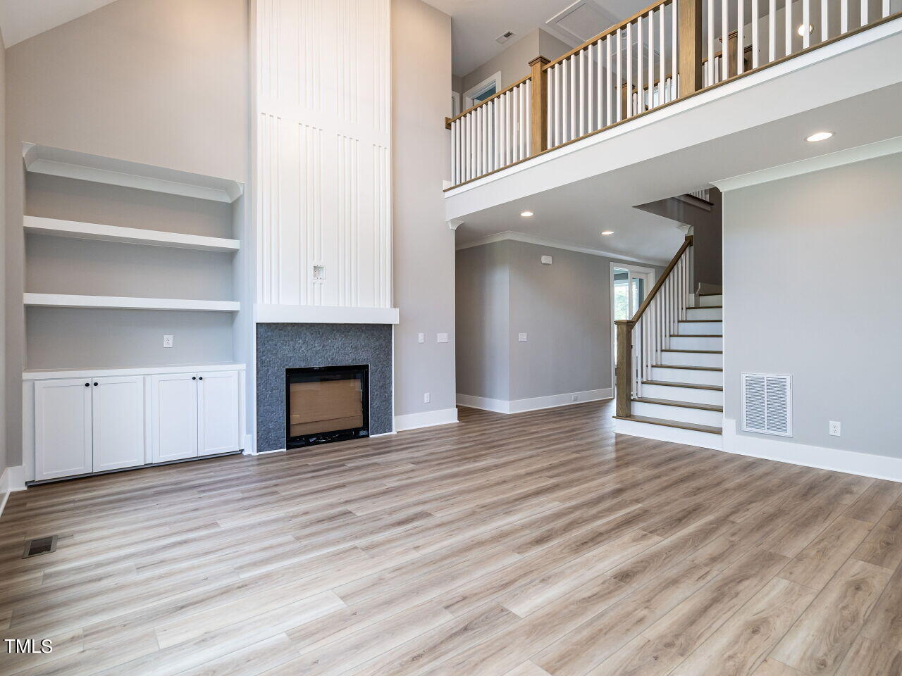 1000 Azalea Garden Circle Property Photo 15