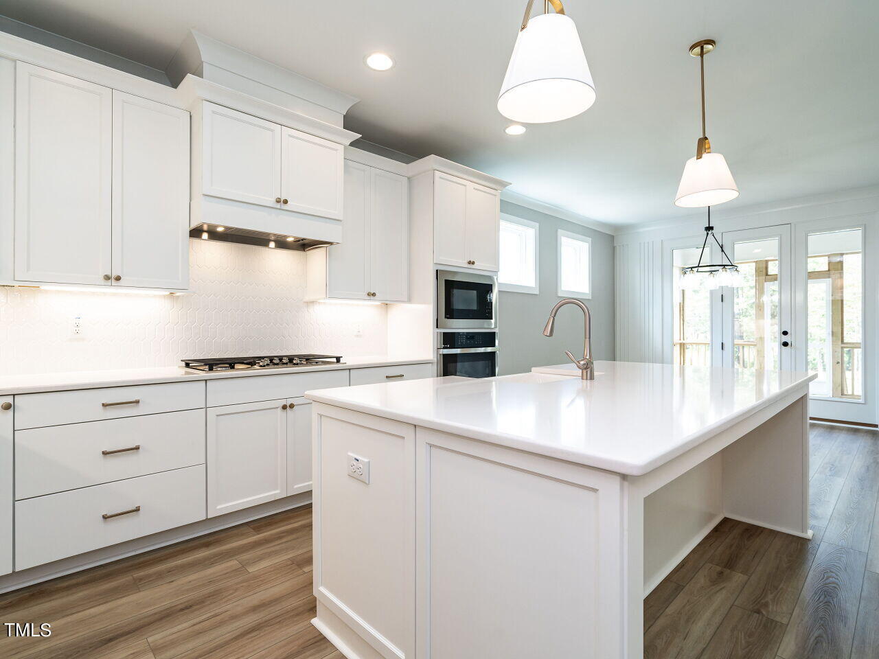 1000 Azalea Garden Circle Property Photo 18