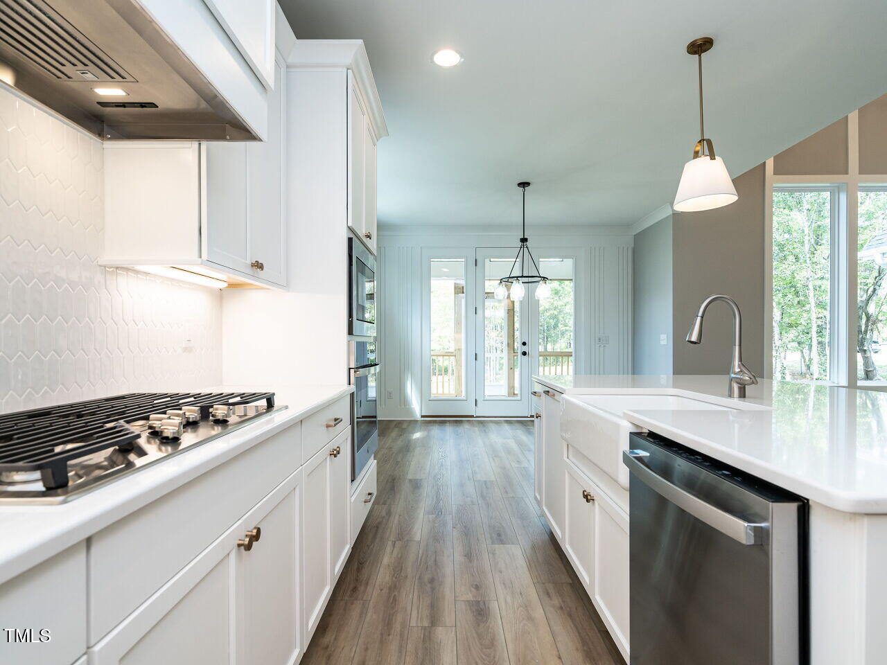 1000 Azalea Garden Circle Property Photo 20
