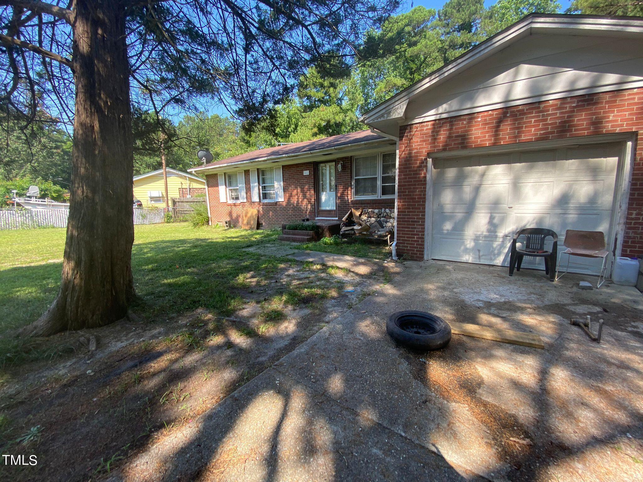 1611 Bliss Avenue Property Photo 2