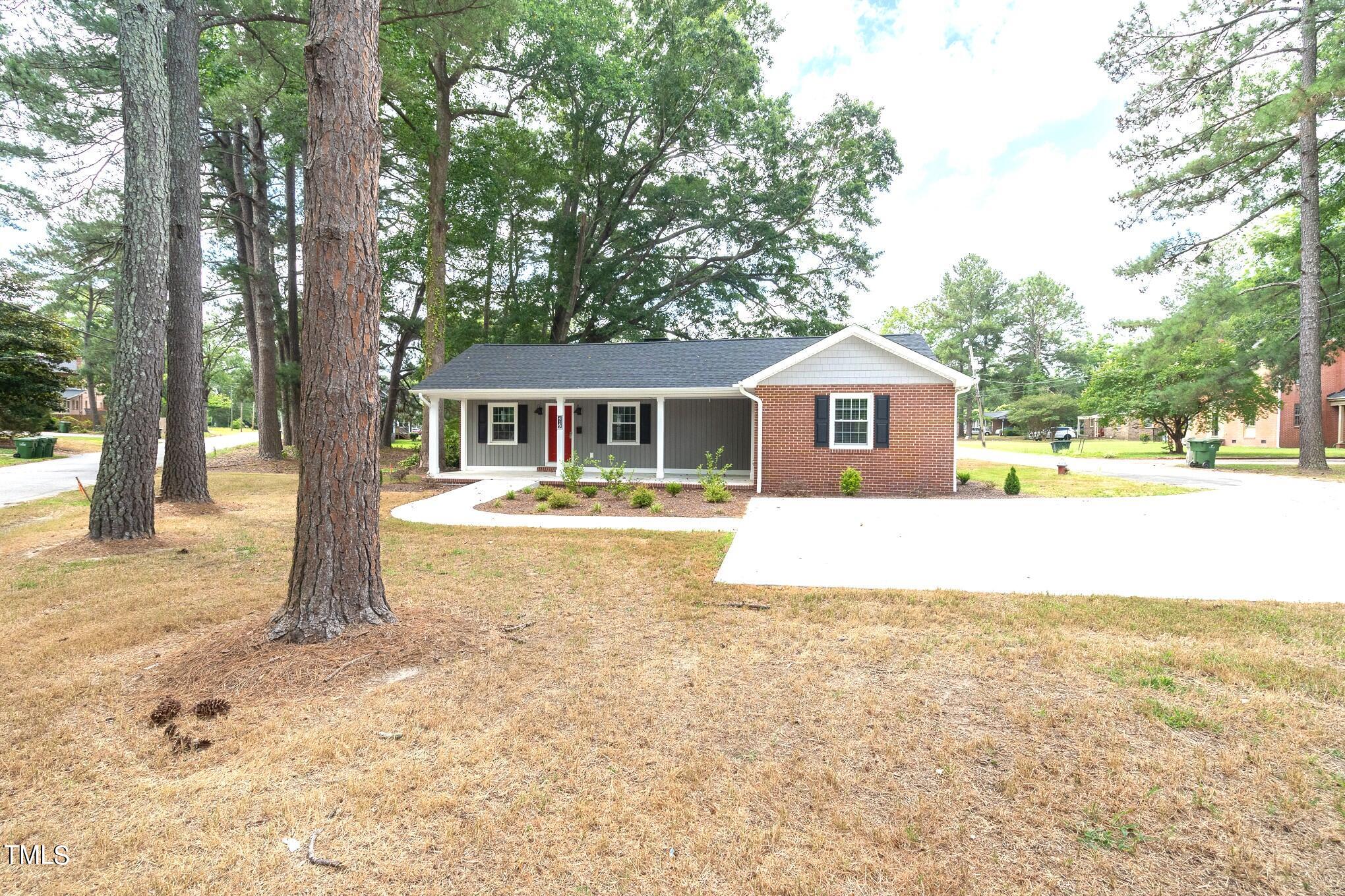 419 W Burnette Avenue Property Photo