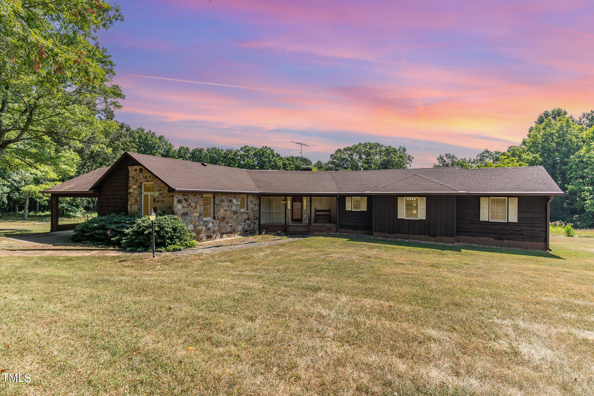 8450 Perry Road Property Photo 1