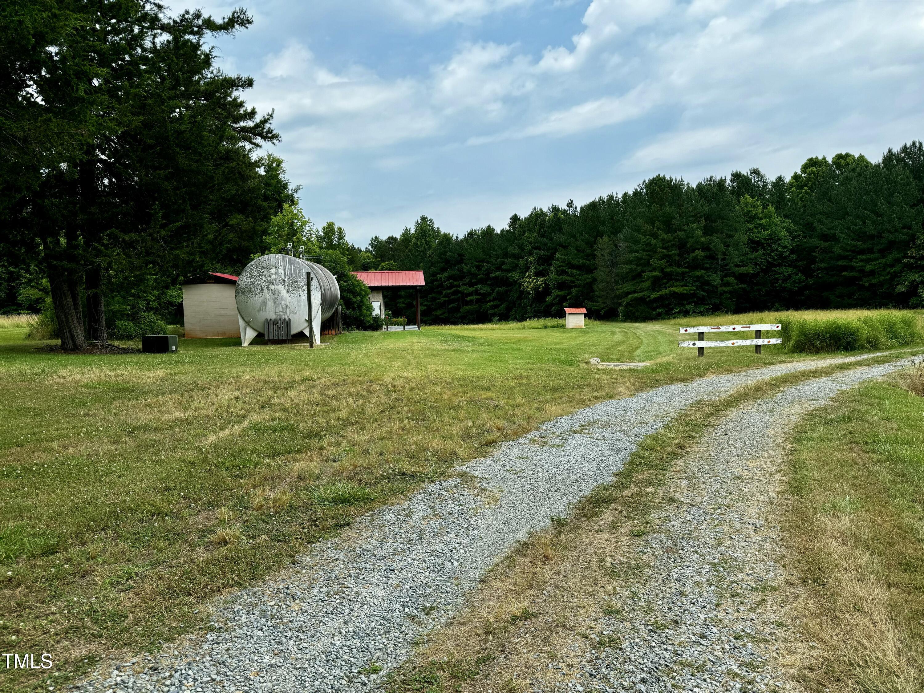 8450 Perry Road Property Photo 5