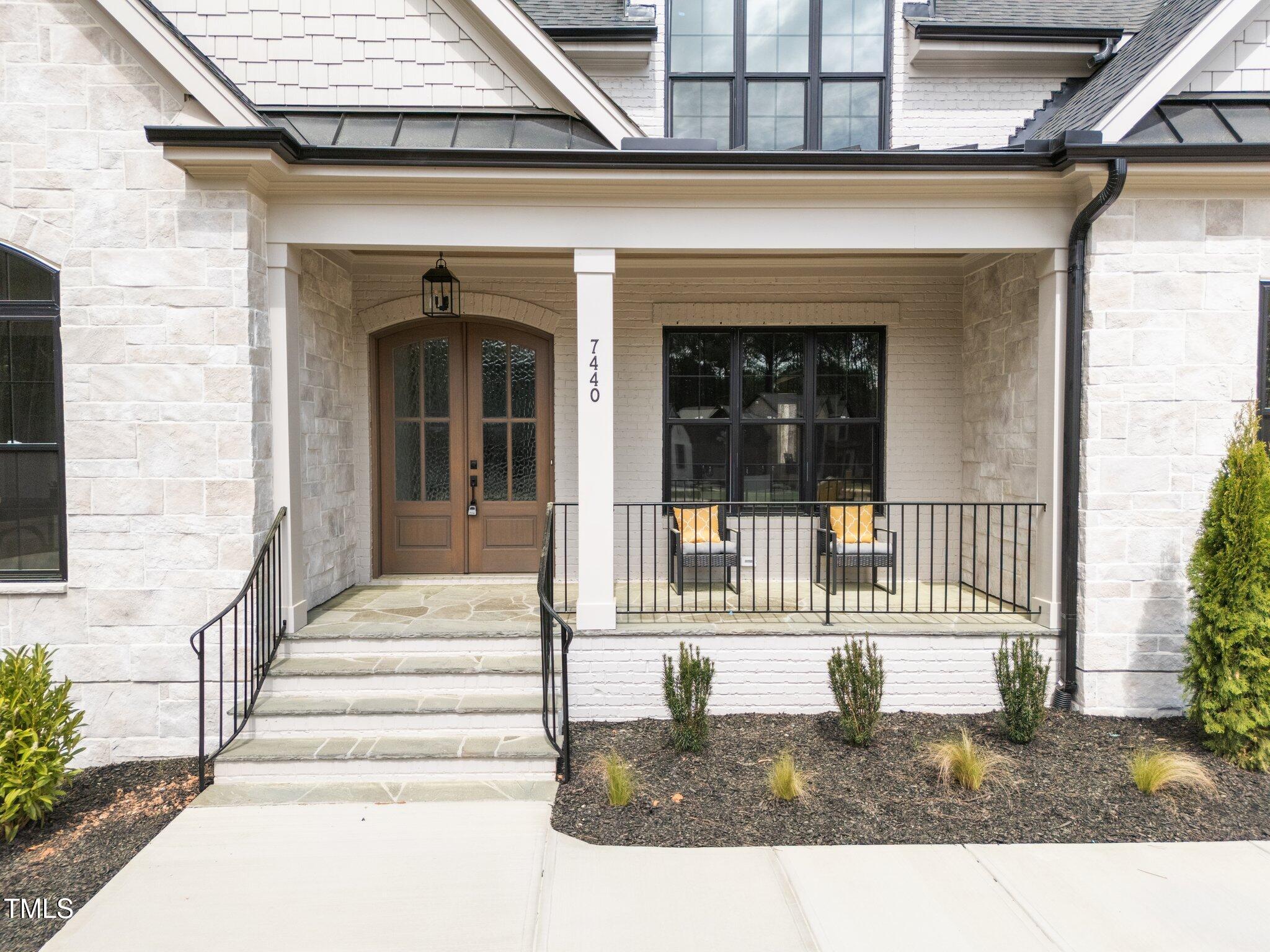7440 Summer Tanager Trail Property Photo 4
