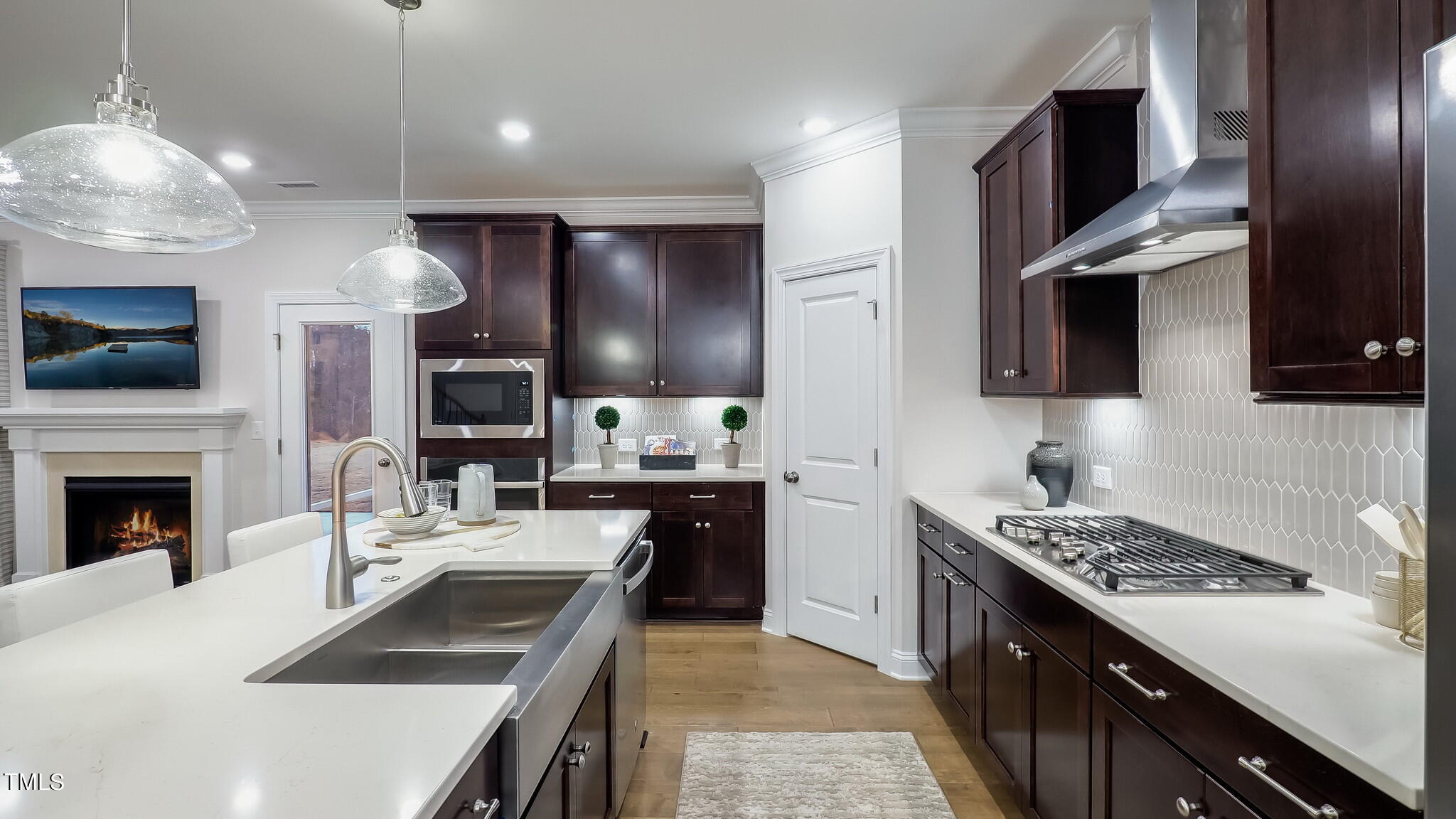 2209 Birdhouse Lane Property Photo 8