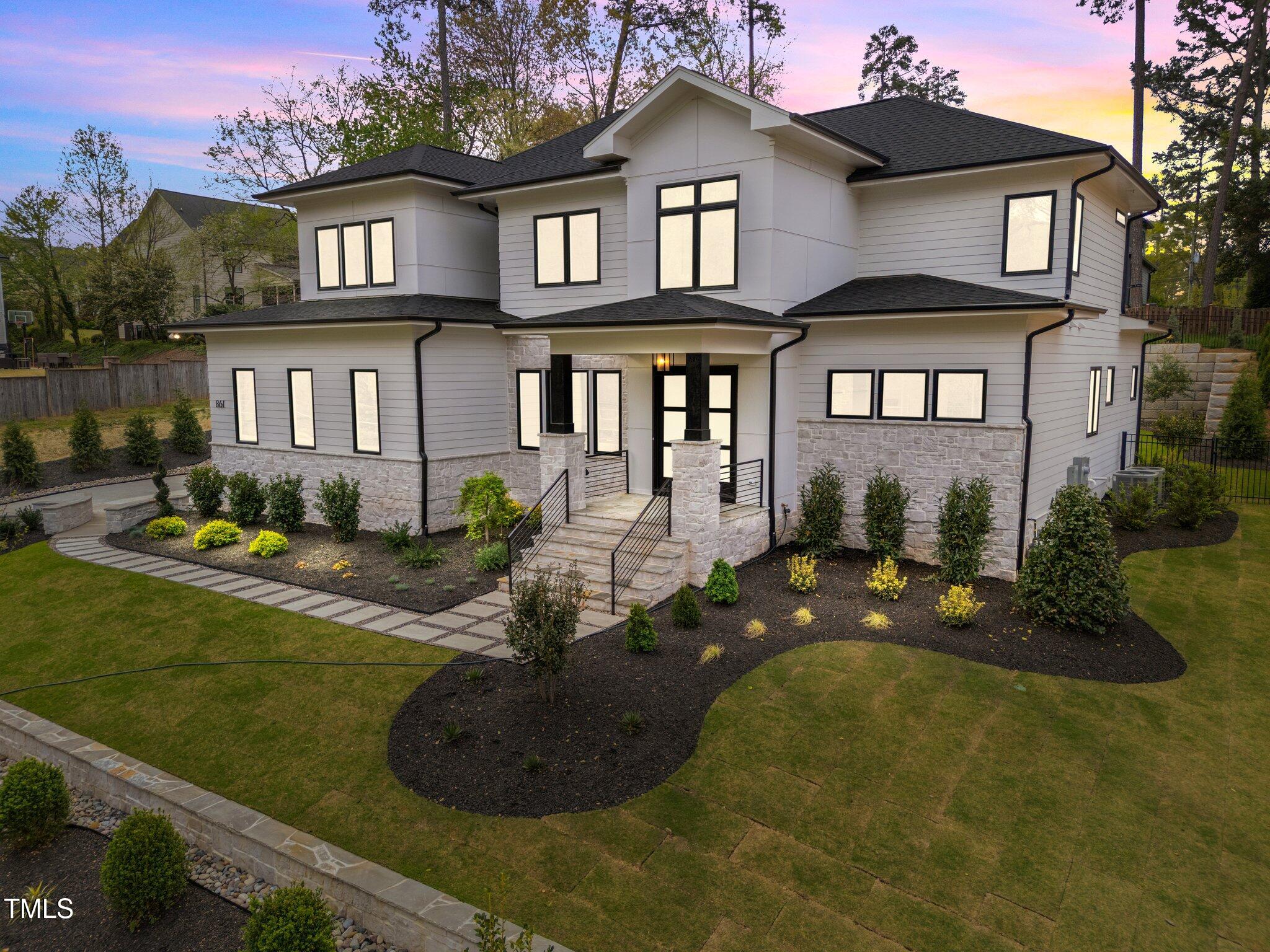 861 Wimbleton Drive Property Photo 1