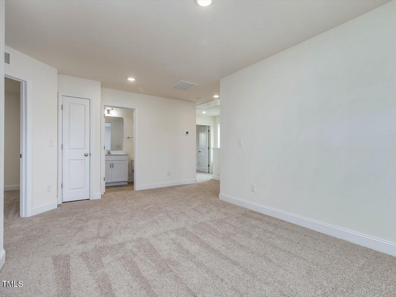 14 Bluebell Street # 1 Property Photo 29