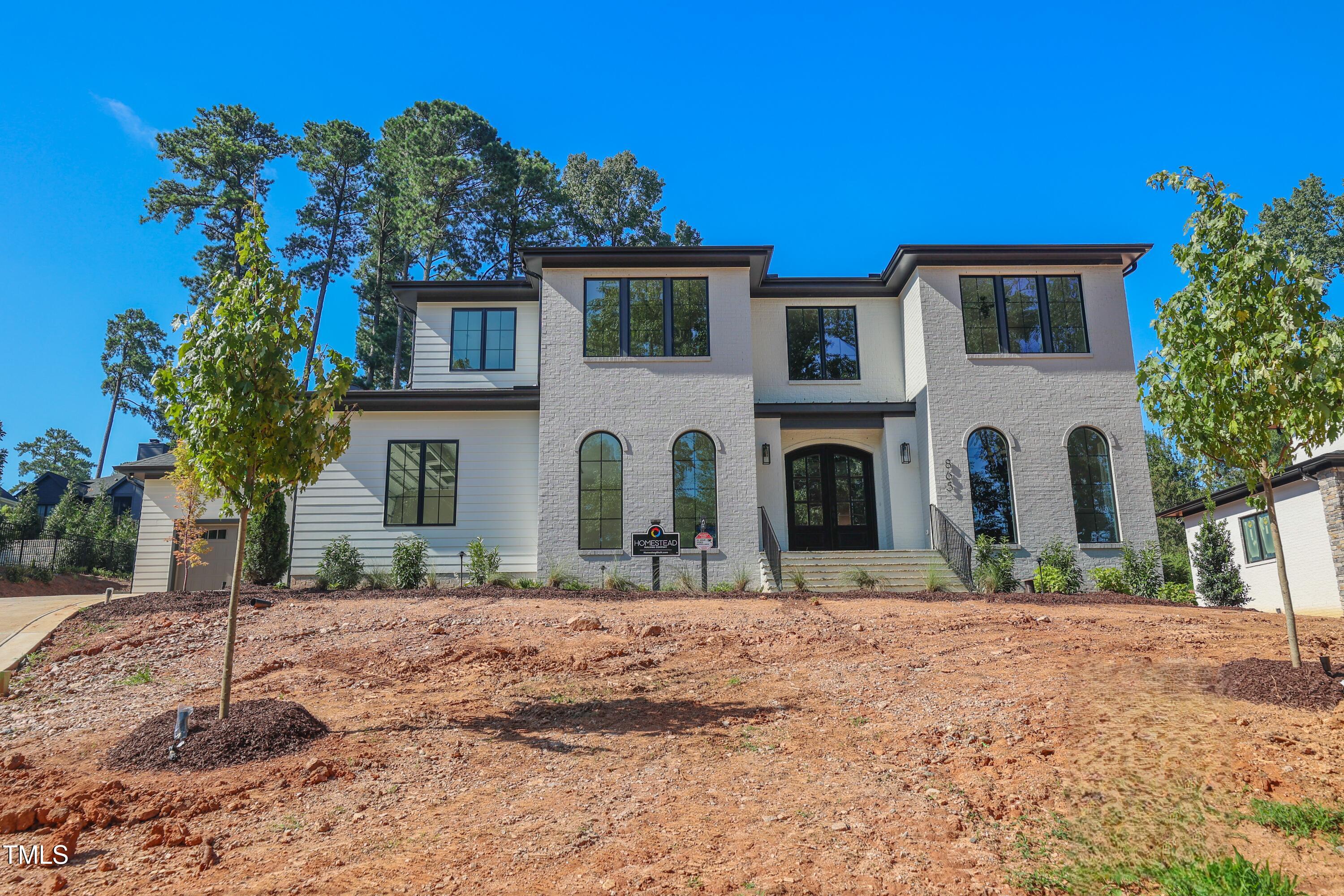 865 Wimbleton Drive Property Photo 2