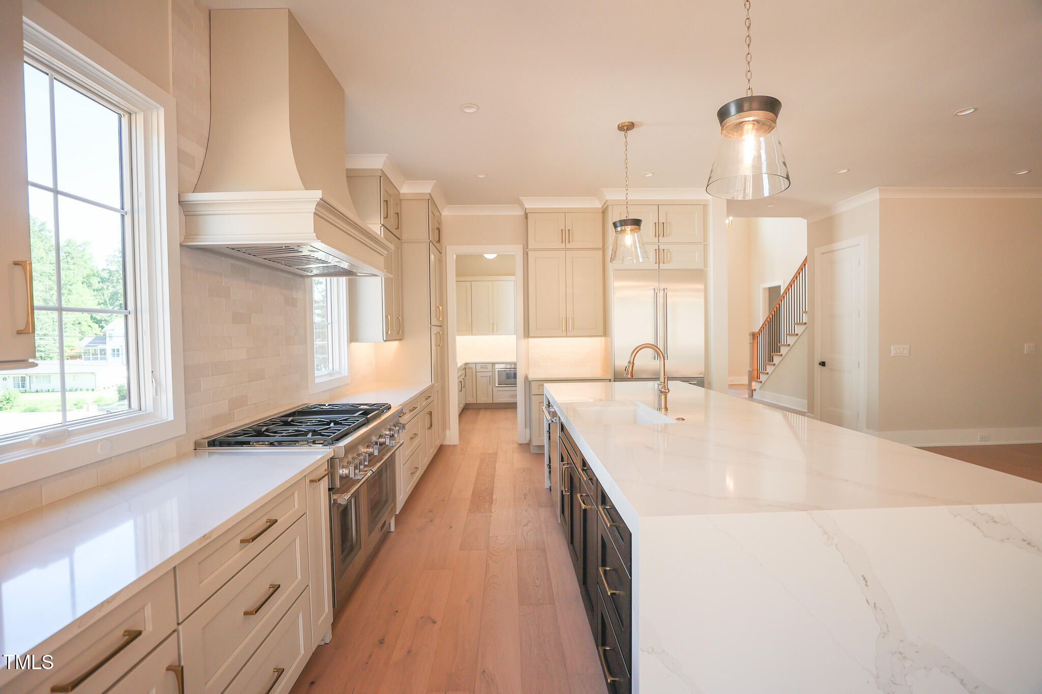 865 Wimbleton Drive Property Photo 6