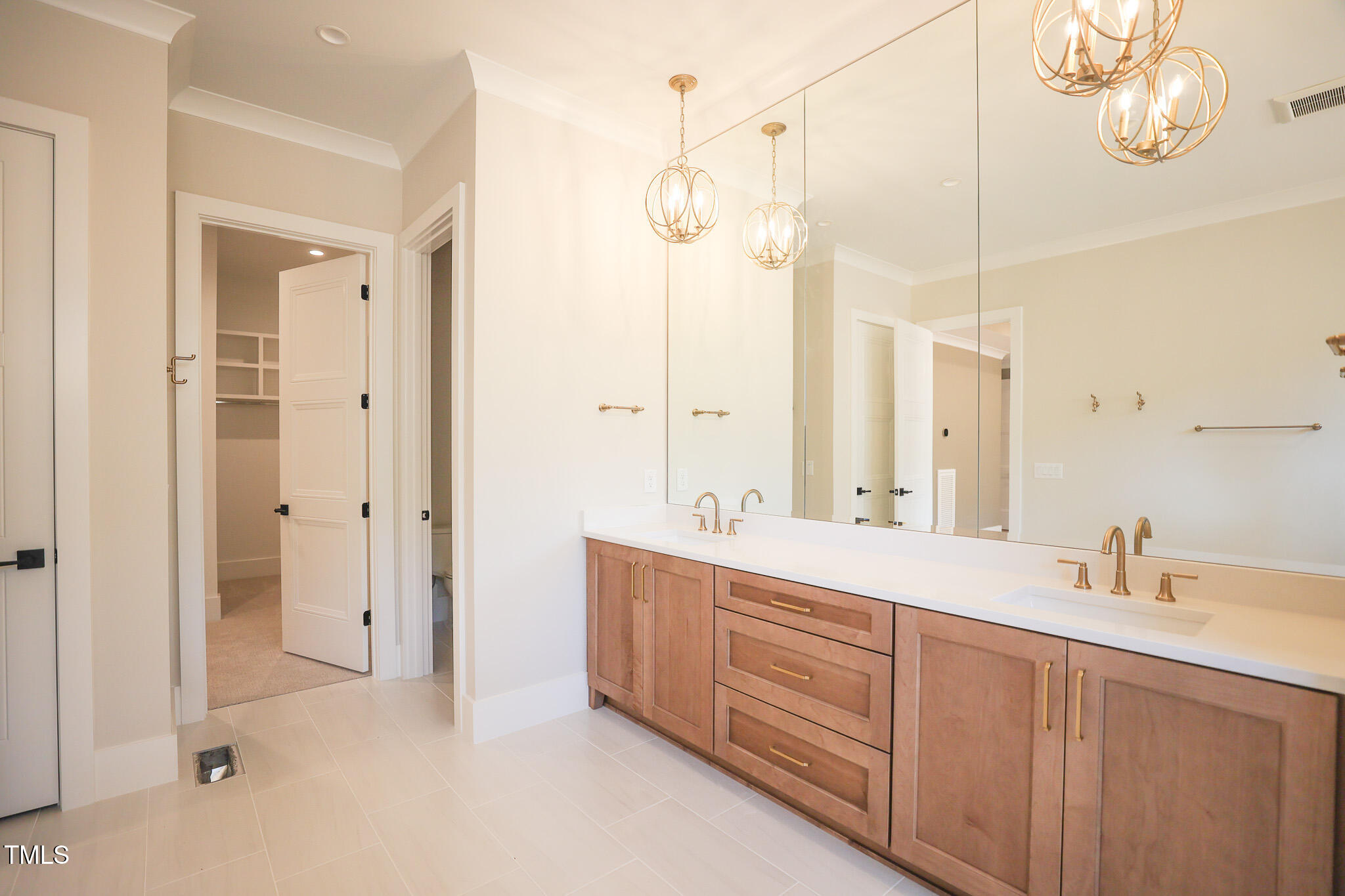 865 Wimbleton Drive Property Photo 14