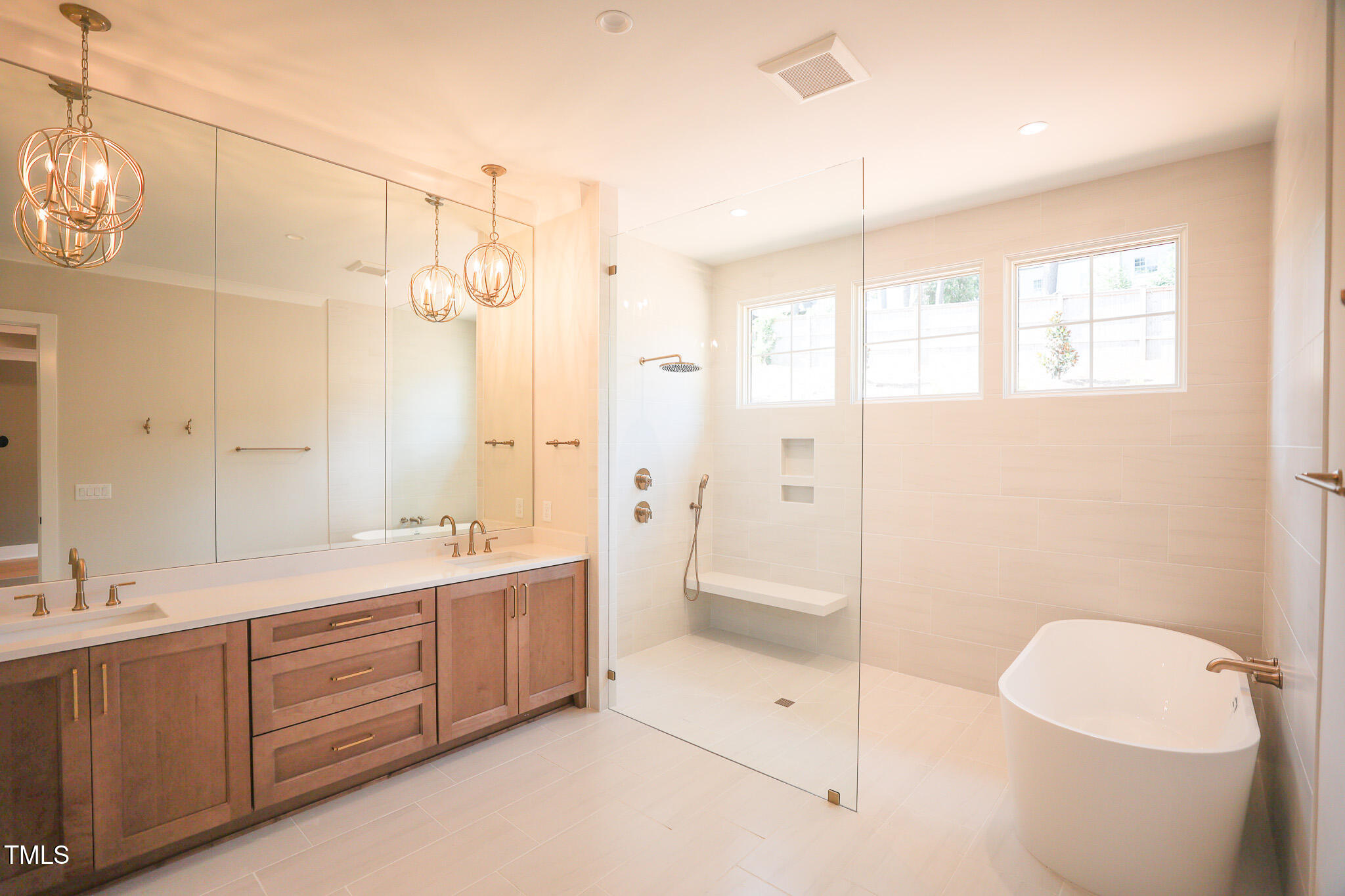 865 Wimbleton Drive Property Photo 15