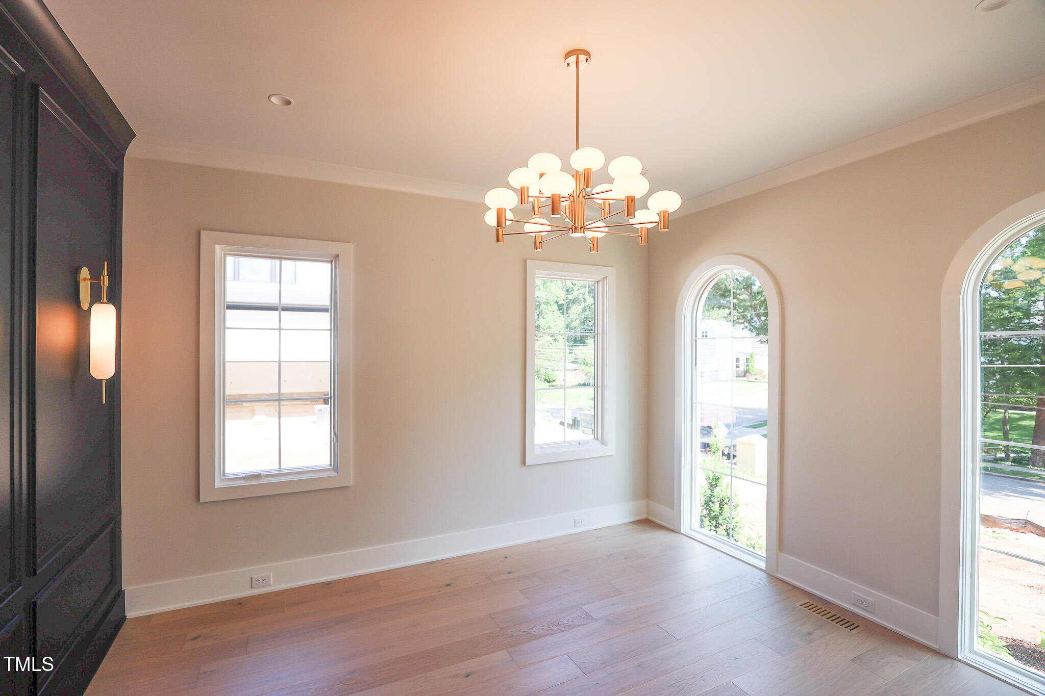 865 Wimbleton Drive Property Photo 18