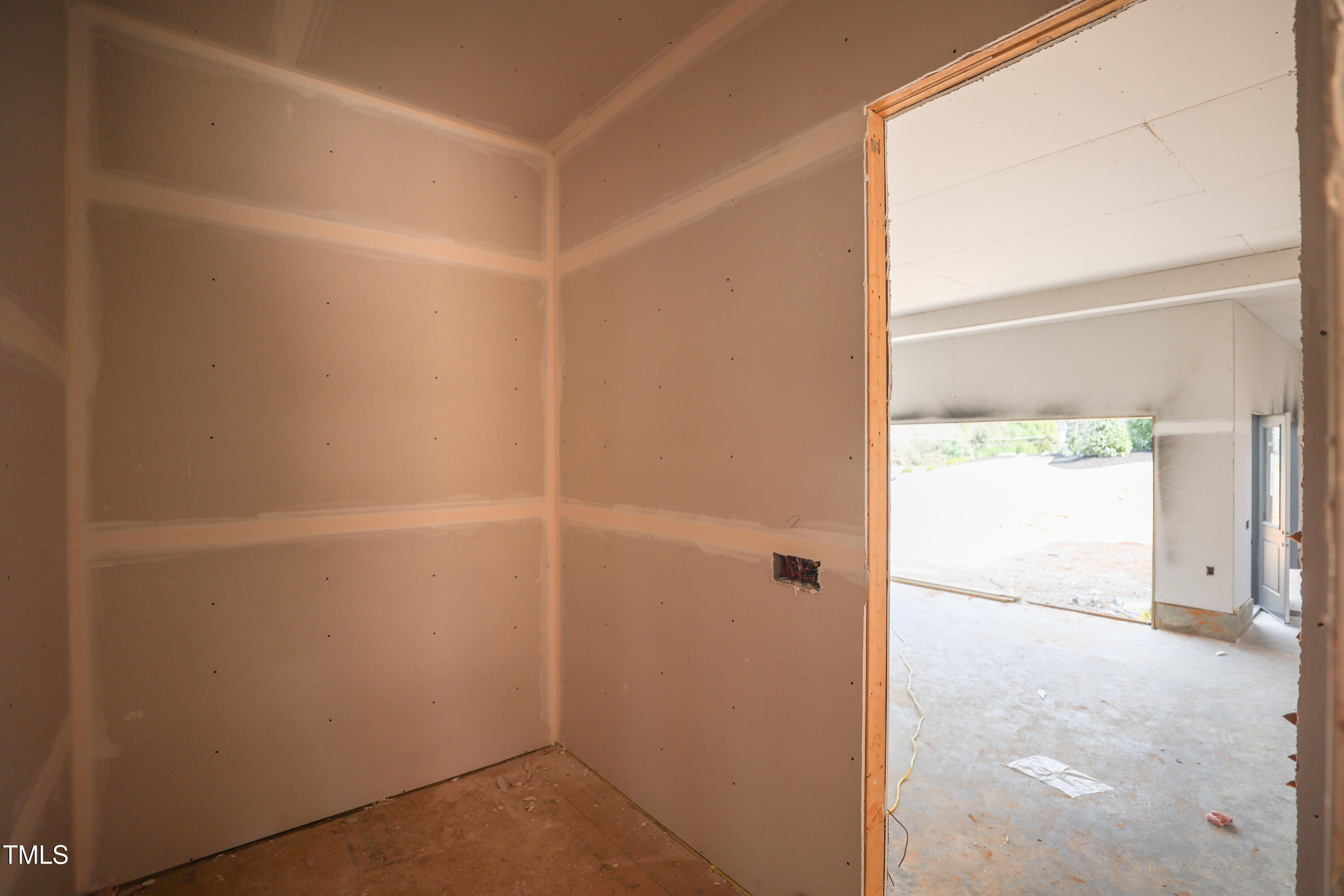 865 Wimbleton Drive Property Photo 20