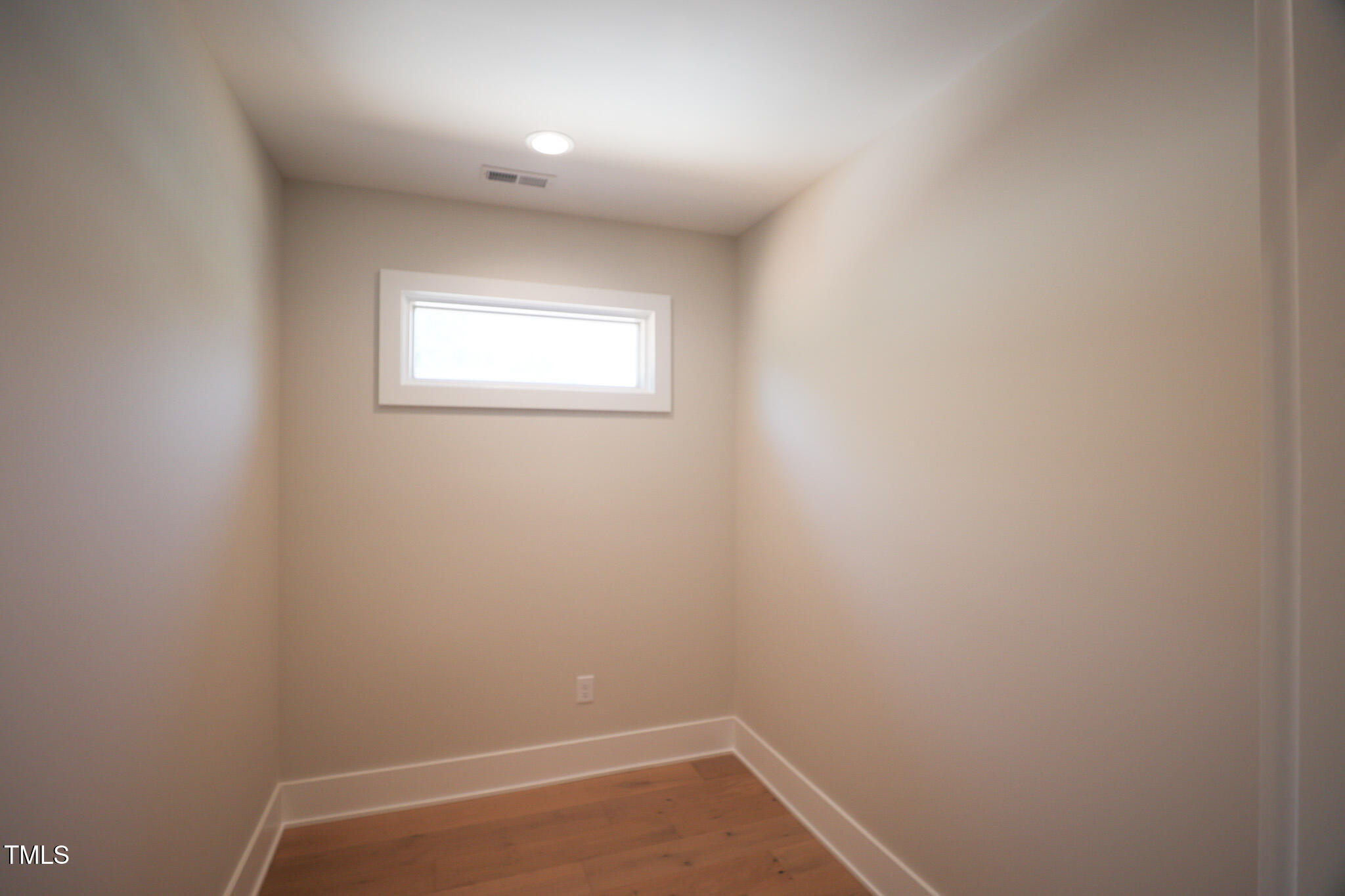 865 Wimbleton Drive Property Photo 24