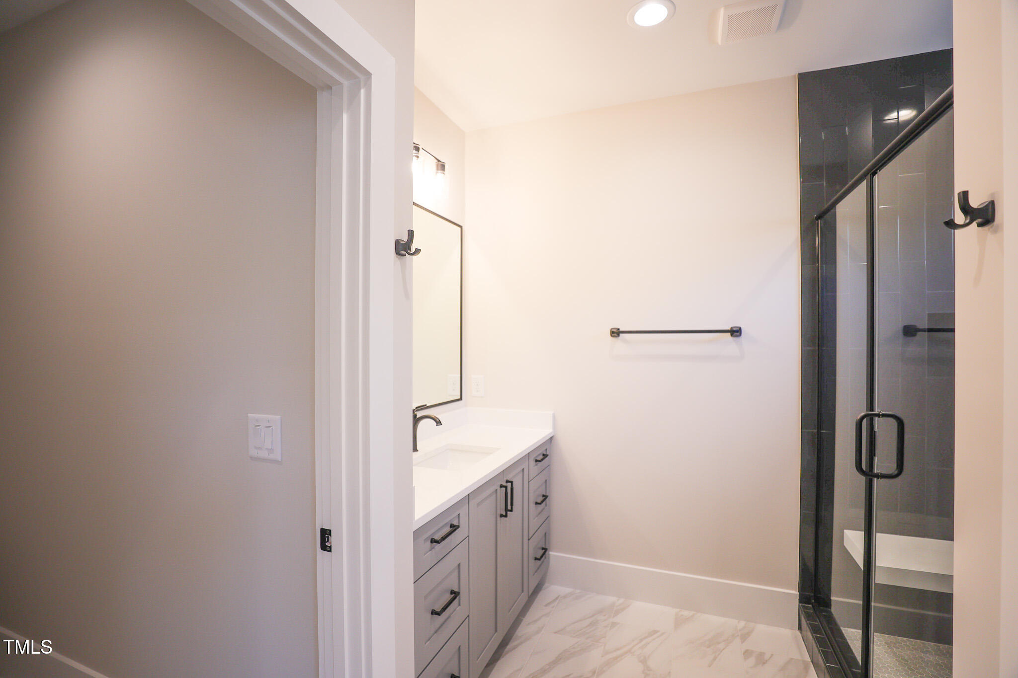865 Wimbleton Drive Property Photo 28