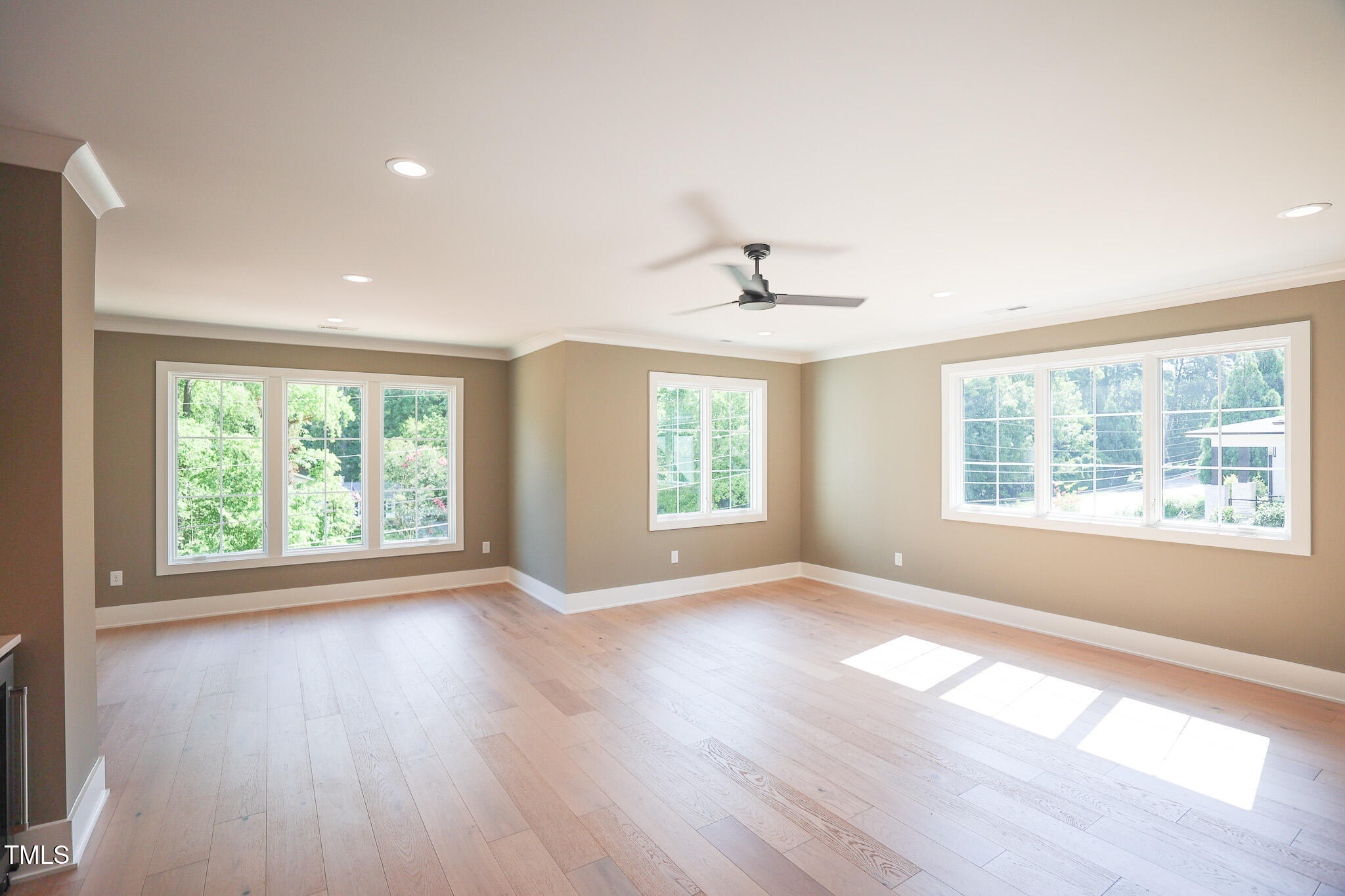 865 Wimbleton Drive Property Photo 29