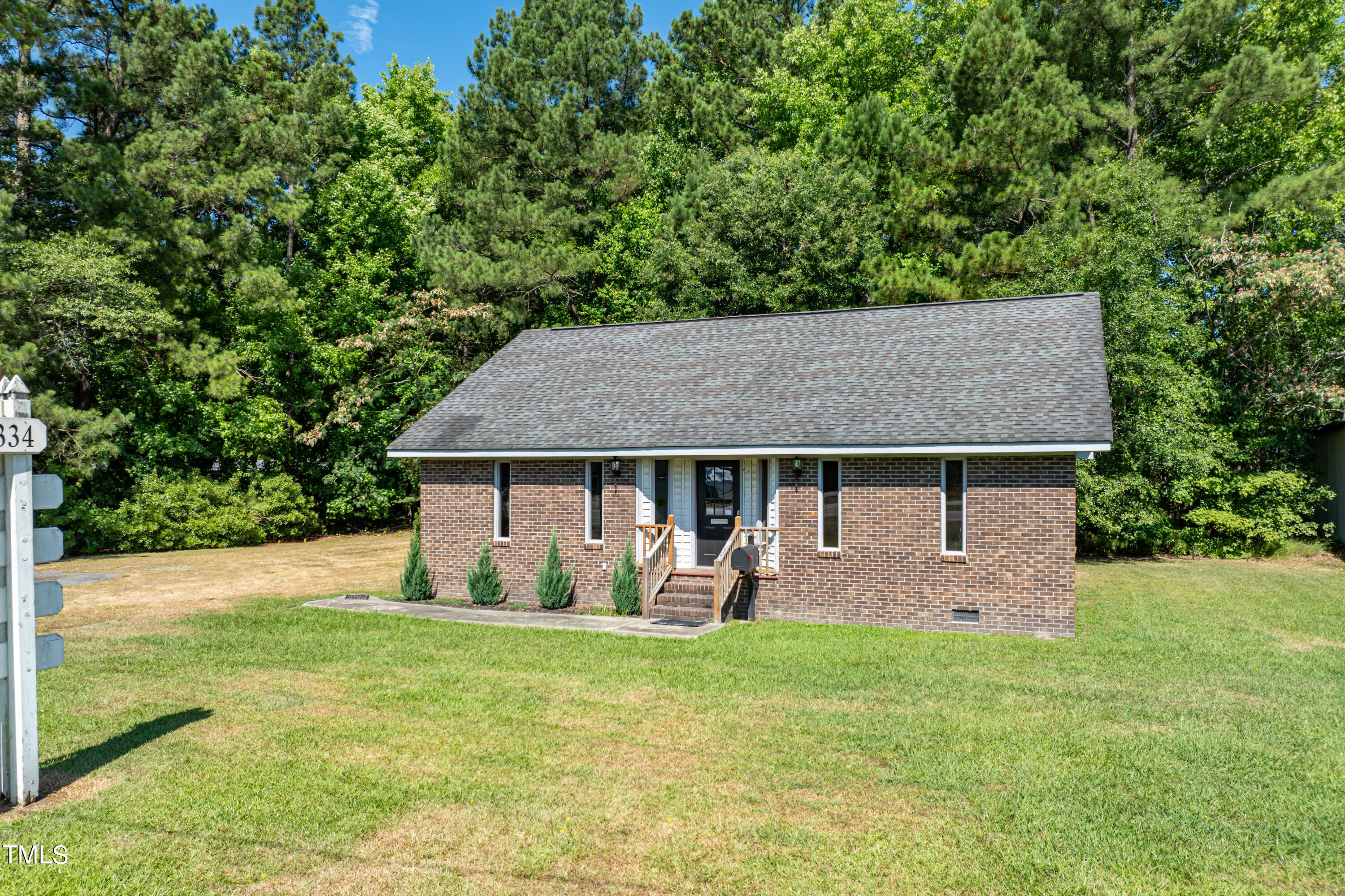 4334 S Hathaway Boulevard Property Photo 2