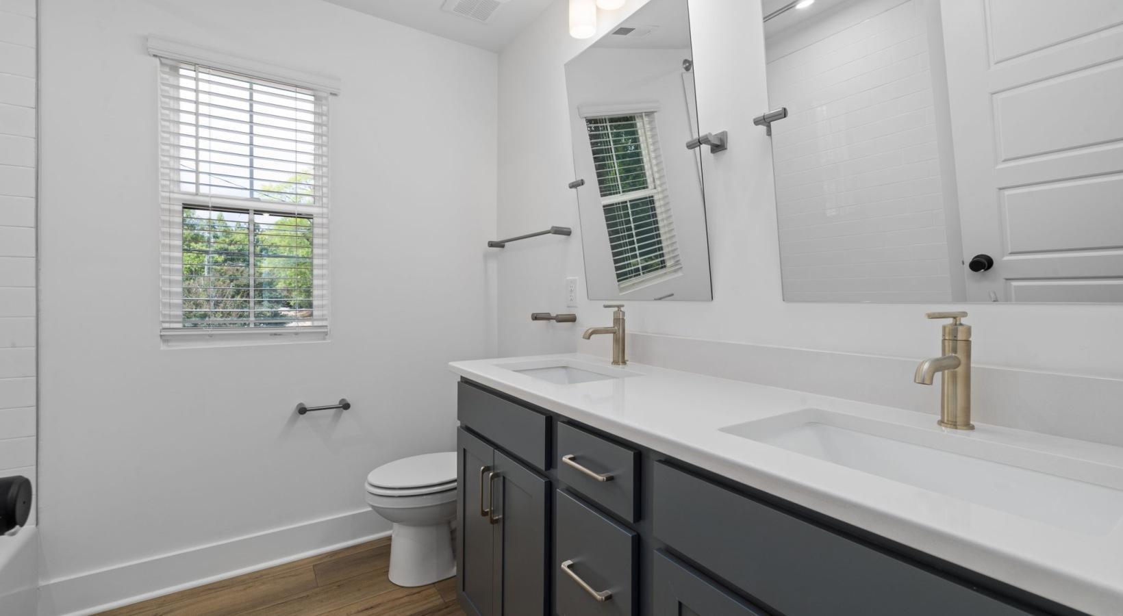 554 E Hargett Street Property Photo 29