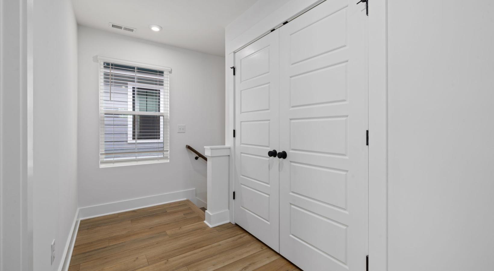 554 E Hargett Street Property Photo 31
