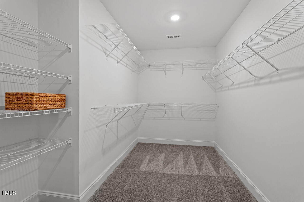 541 Henham Way Property Photo 40
