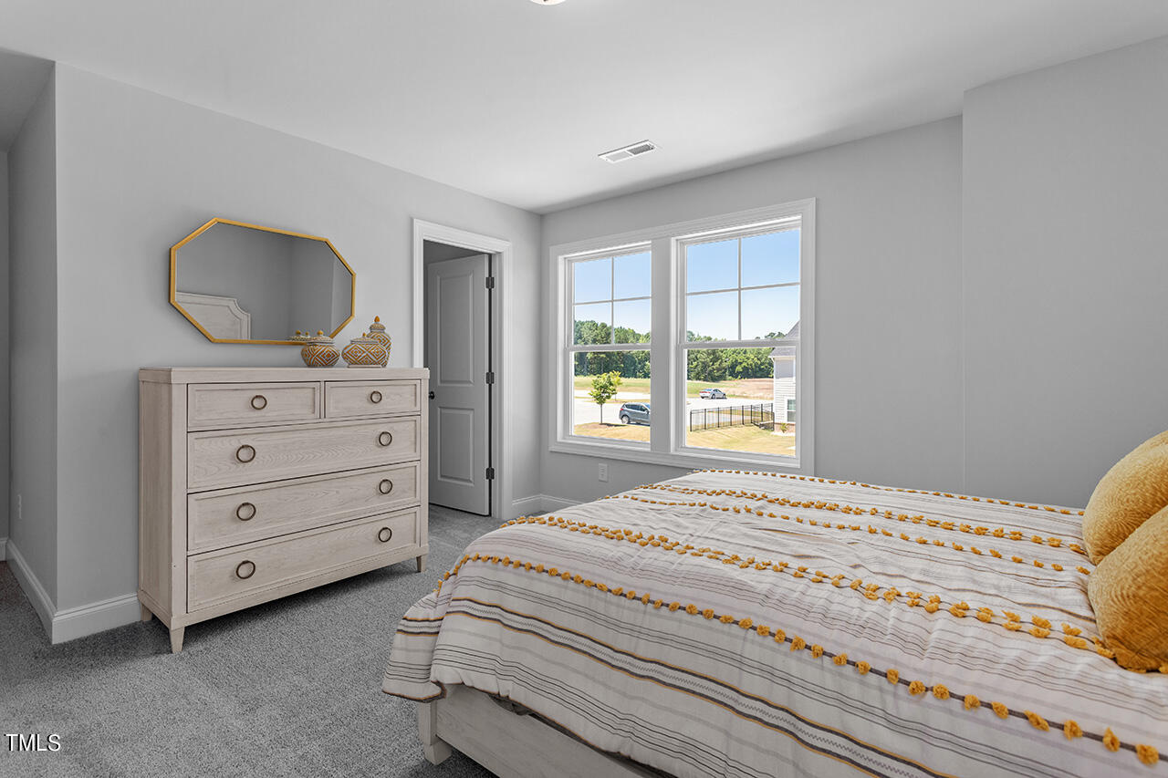 541 Henham Way Property Photo 45