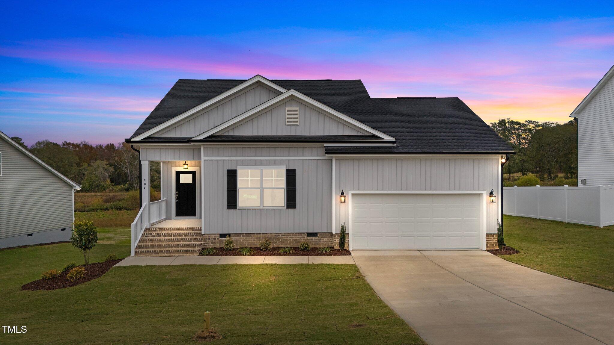 304 Pecan Valley Way Property Photo 1
