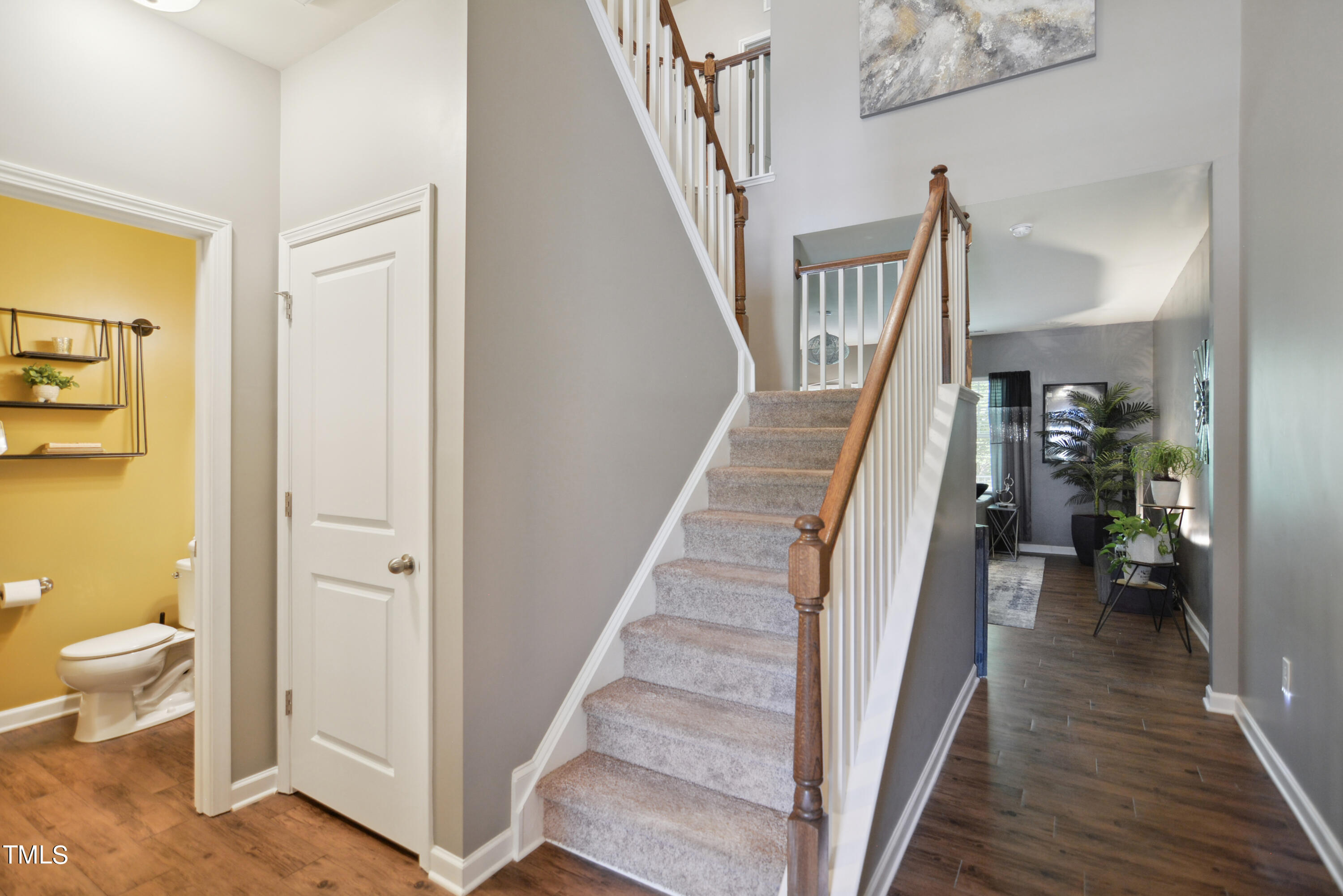 1167 Lookout Ridge Road Property Photo 3