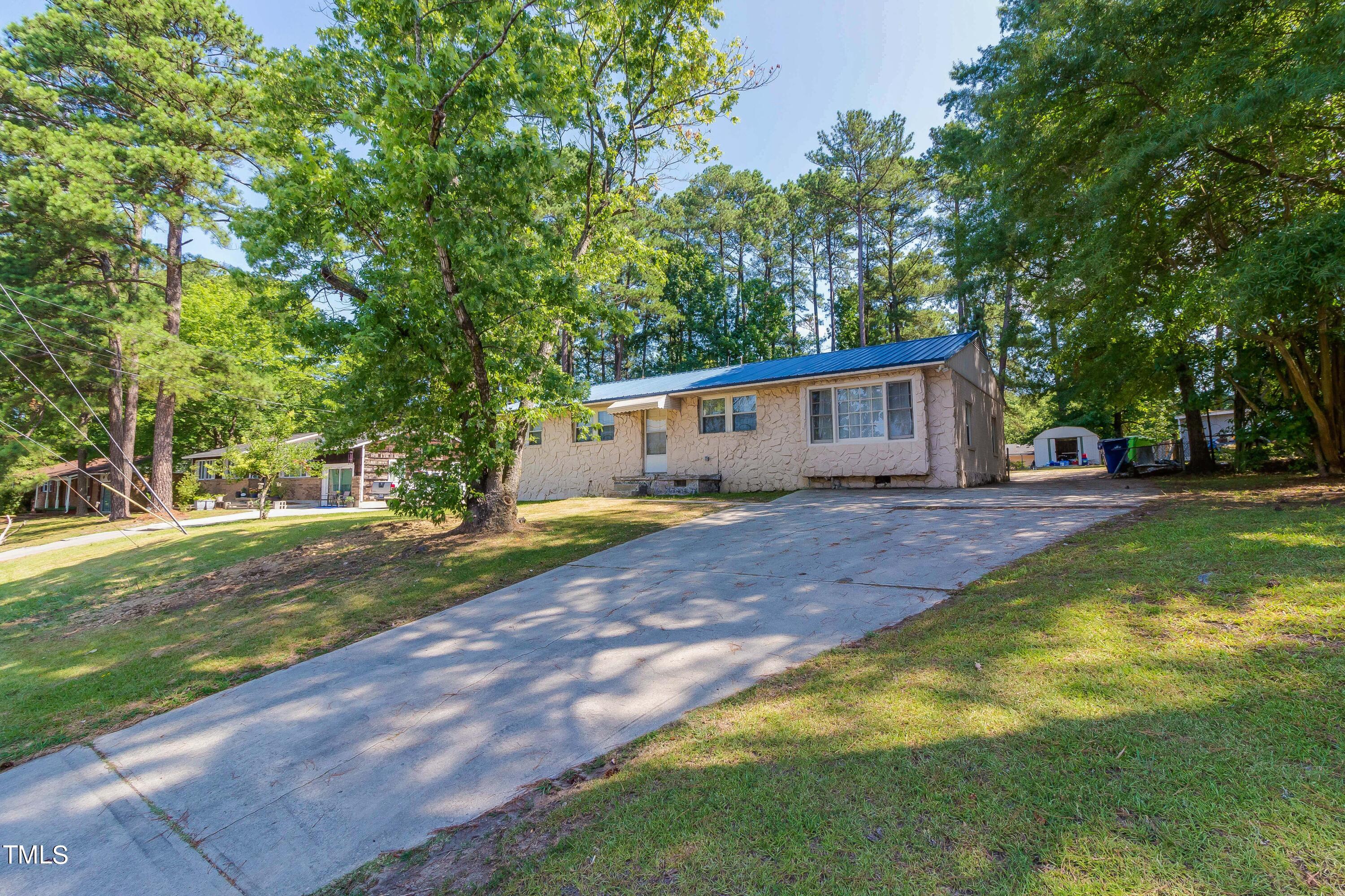 2405 Rock Quarry Road Property Photo 2
