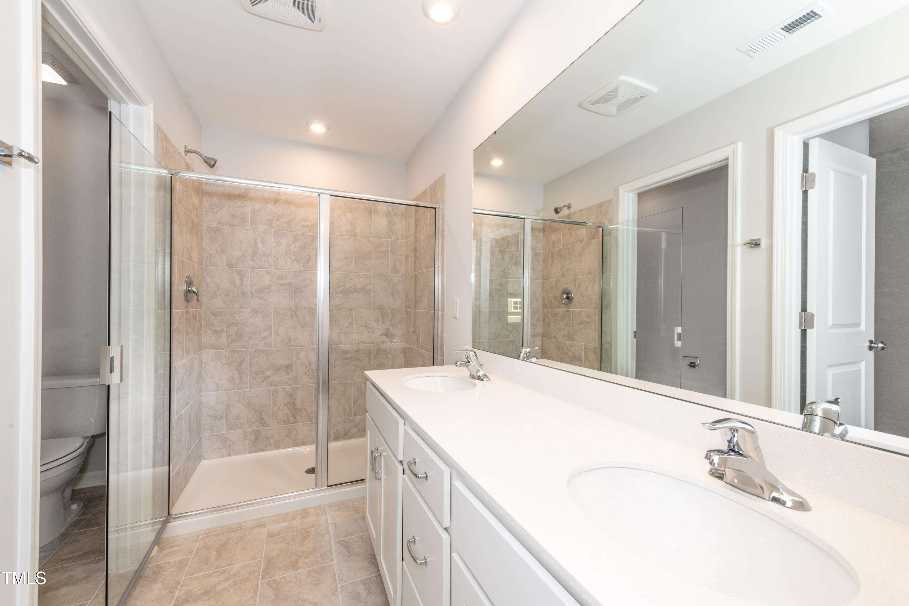 569 Marthas Vw Way Property Photo 4