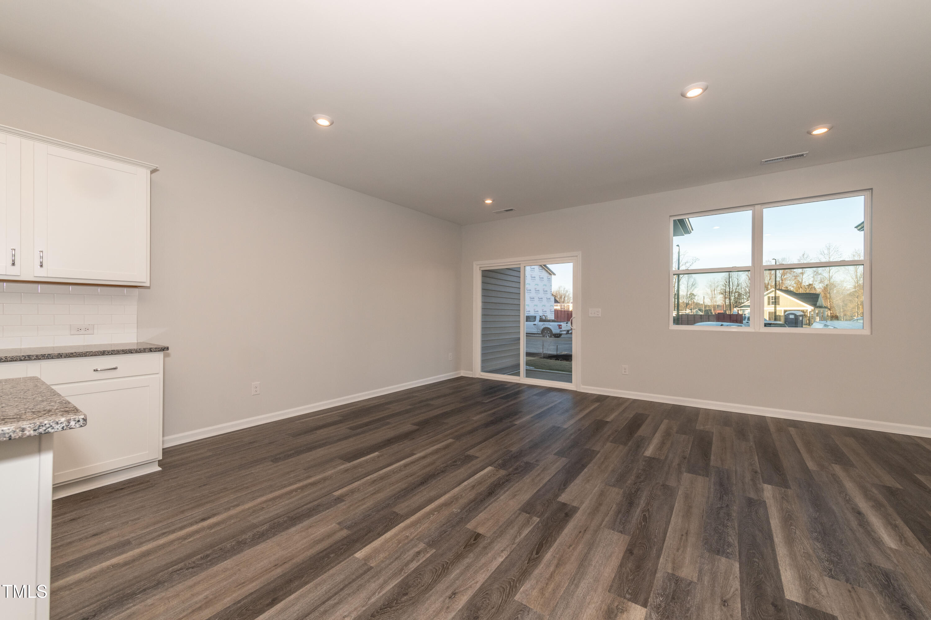 569 Marthas Vw Way Property Photo 14