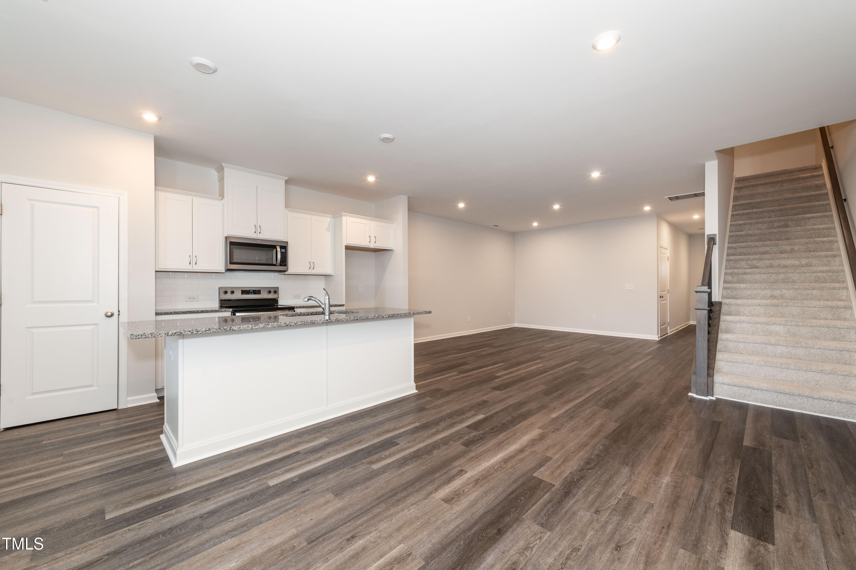 567 Marthas Vw Way Property Photo 14