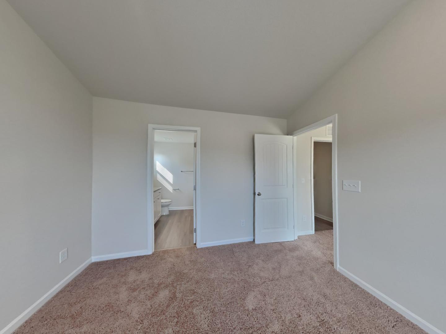 167 Royal Meadow Drive Property Photo 4