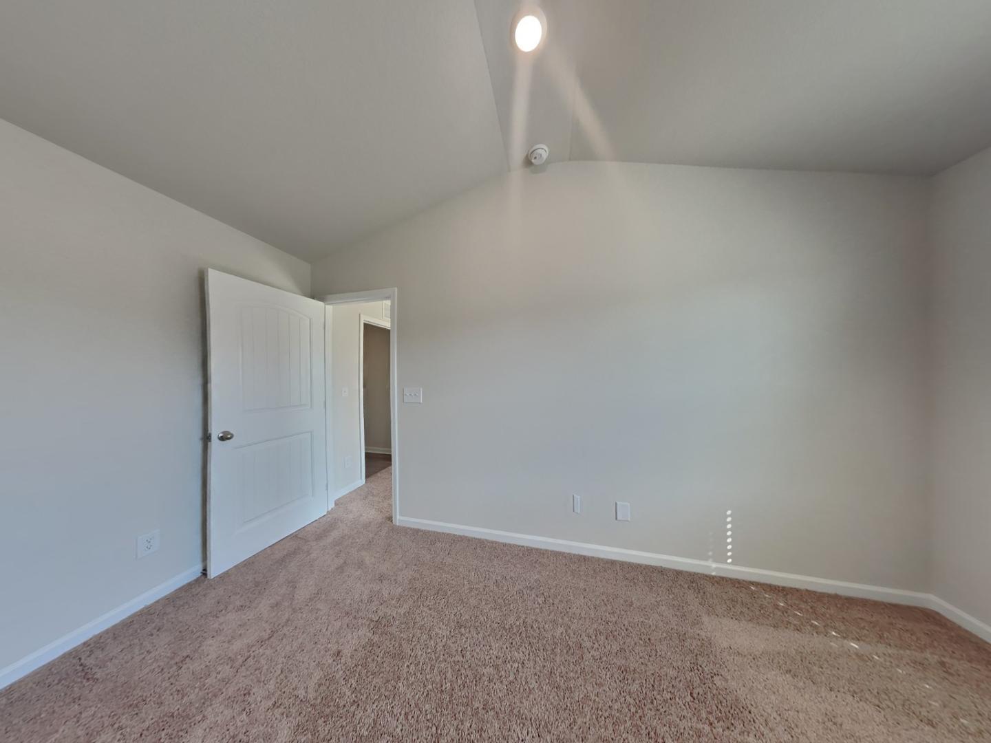 167 Royal Meadow Drive Property Photo 7